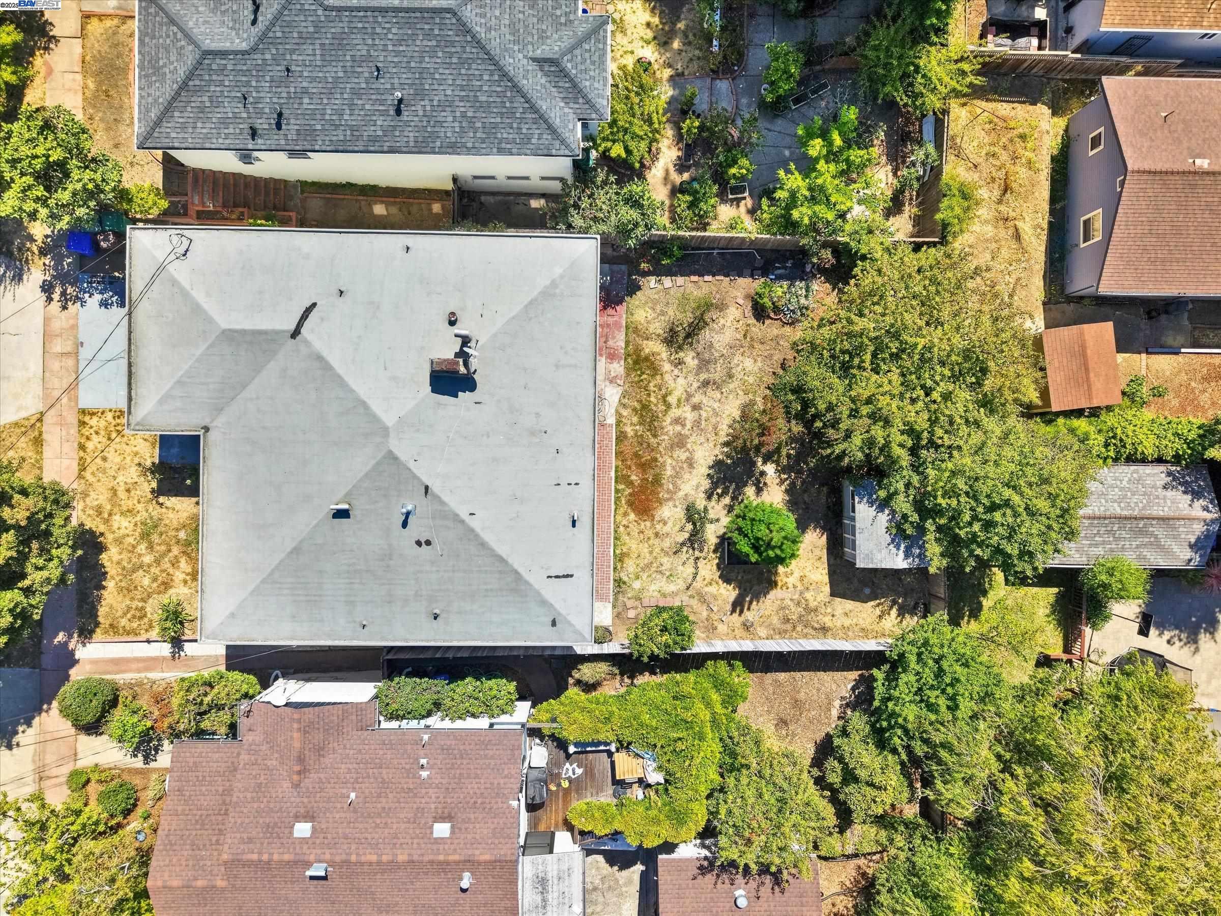 Detail Gallery Image 47 of 53 For 1551 Merced St, Richmond,  CA 94804 - 3 Beds | 2 Baths