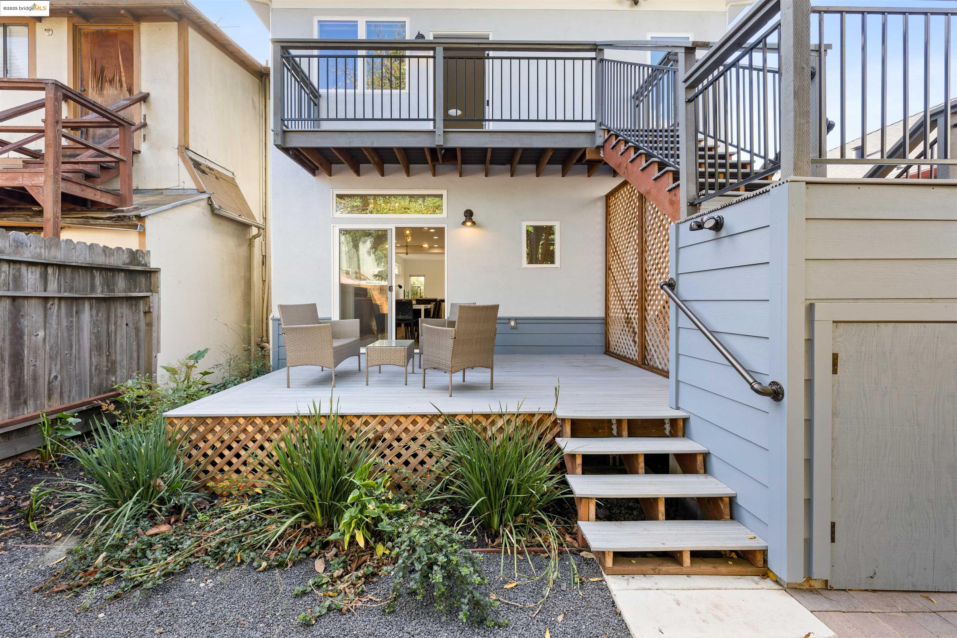 Detail Gallery Image 28 of 41 For 712 39th St, Oakland,  CA 94609 - 4 Beds | 3/1 Baths