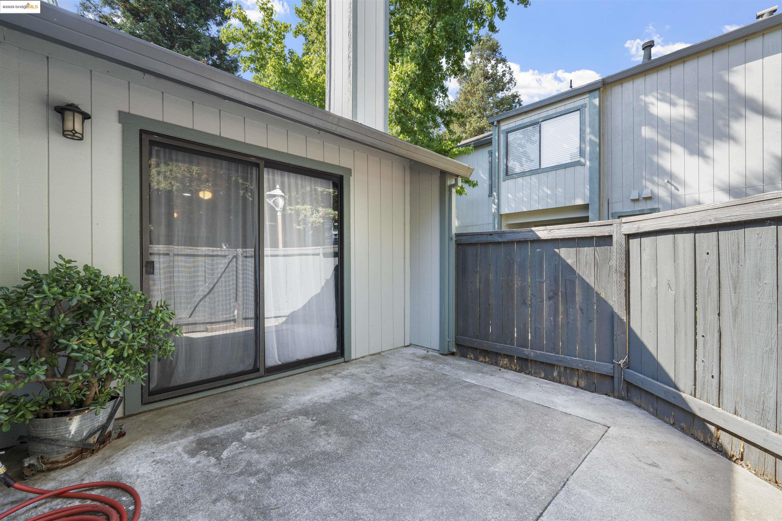 Detail Gallery Image 21 of 24 For 337 Westmont Place, Santa Rosa,  CA 95401 - 2 Beds | 2 Baths