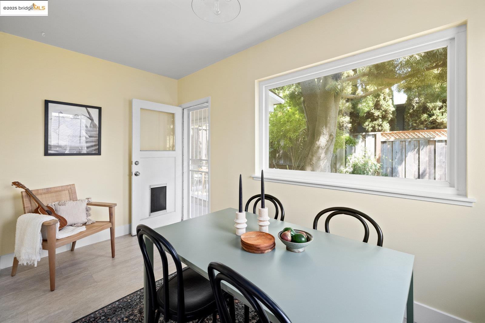 Detail Gallery Image 13 of 30 For 2726 Madeline Street, Oakland,  CA 94602 - 2 Beds | 1 Baths