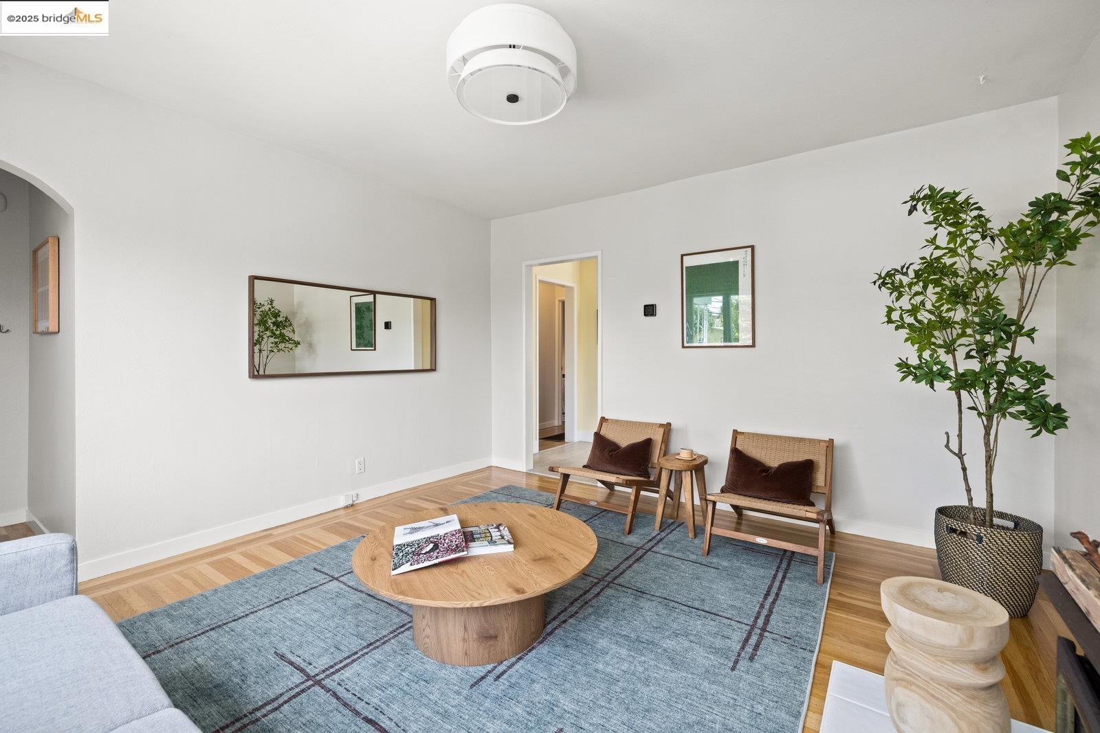 Detail Gallery Image 6 of 30 For 2726 Madeline Street, Oakland,  CA 94602 - 2 Beds | 1 Baths