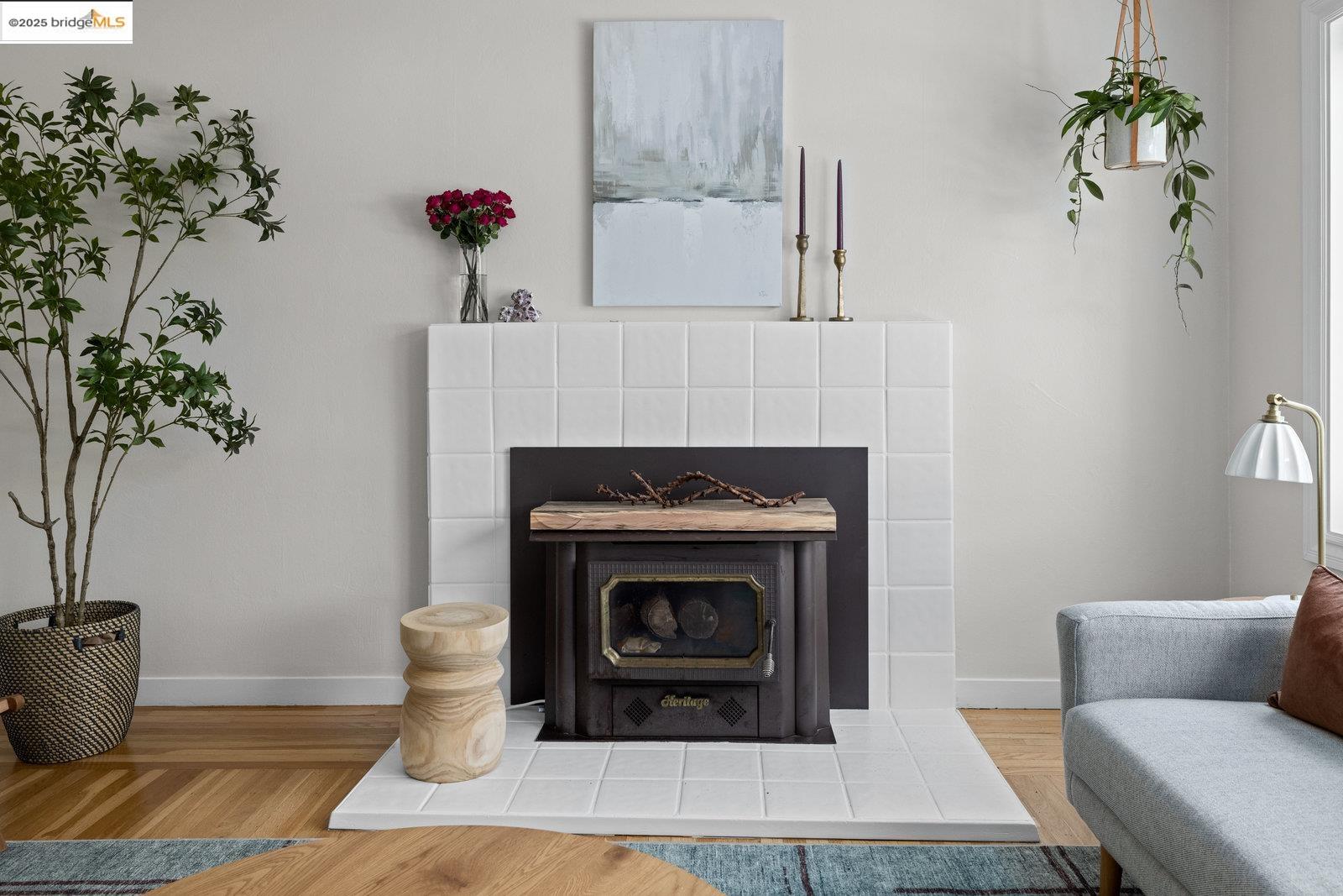 Detail Gallery Image 7 of 30 For 2726 Madeline Street, Oakland,  CA 94602 - 2 Beds | 1 Baths