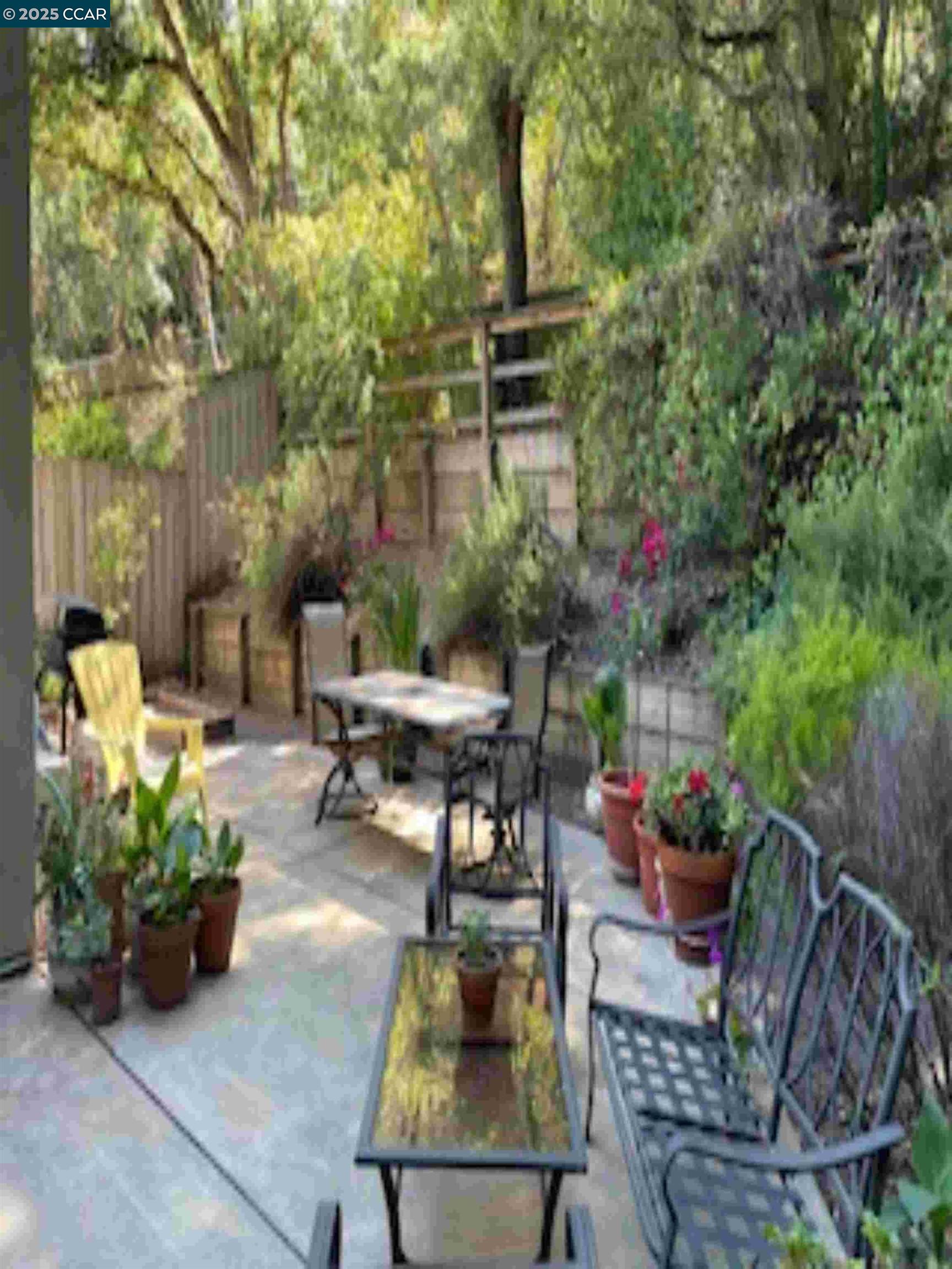Detail Gallery Image 7 of 11 For 2032 Donald Dr., Moraga,  CA 94556 - 3 Beds | 2 Baths