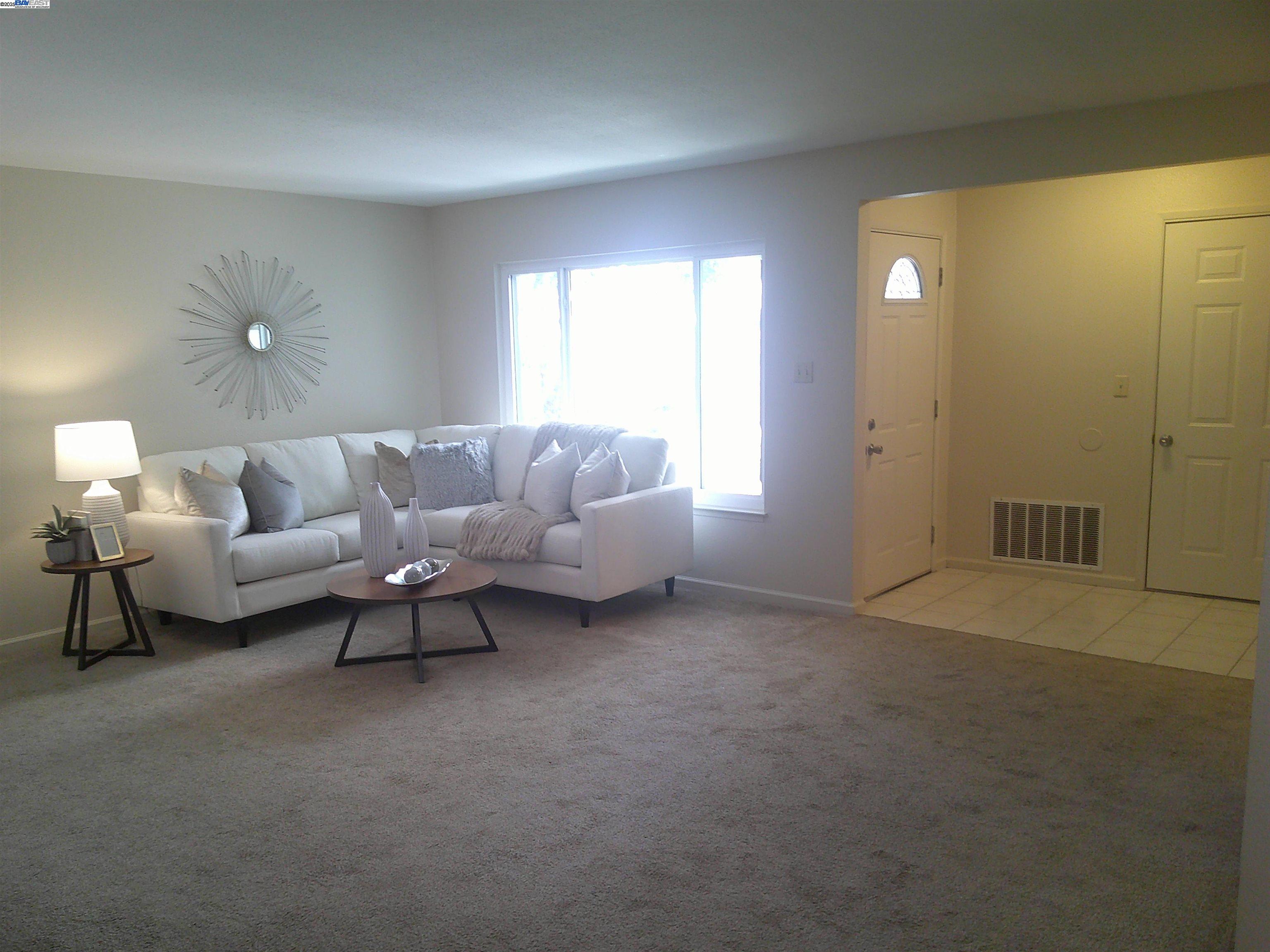 Detail Gallery Image 2 of 19 For 4817 Kathleen Ave, Castro Valley,  CA 94546-9999 - 3 Beds | 2 Baths