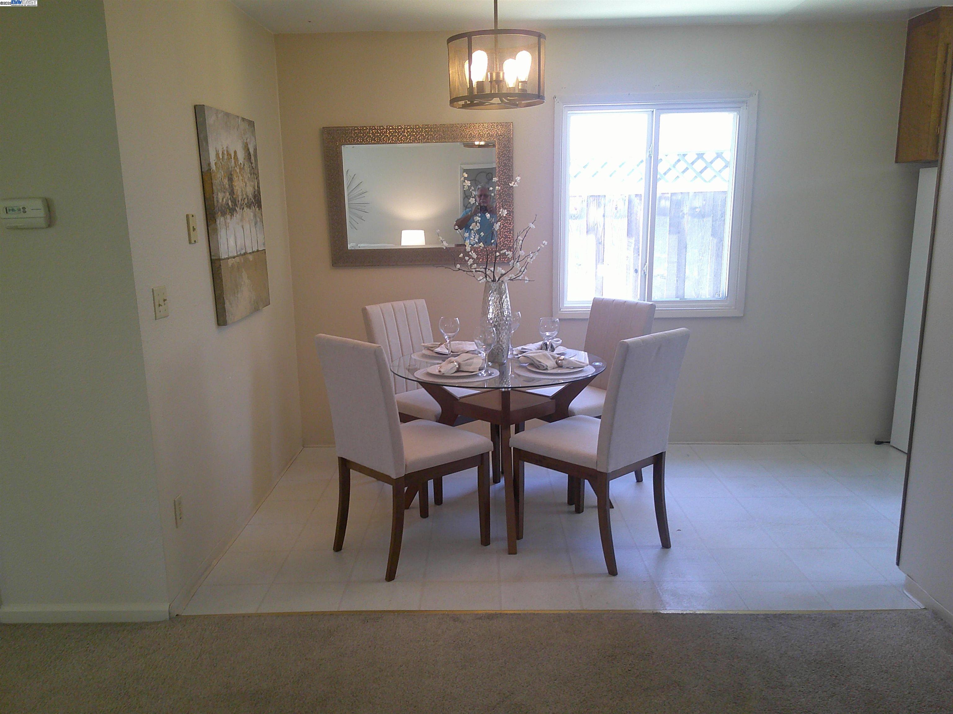 Detail Gallery Image 3 of 19 For 4817 Kathleen Ave, Castro Valley,  CA 94546-9999 - 3 Beds | 2 Baths