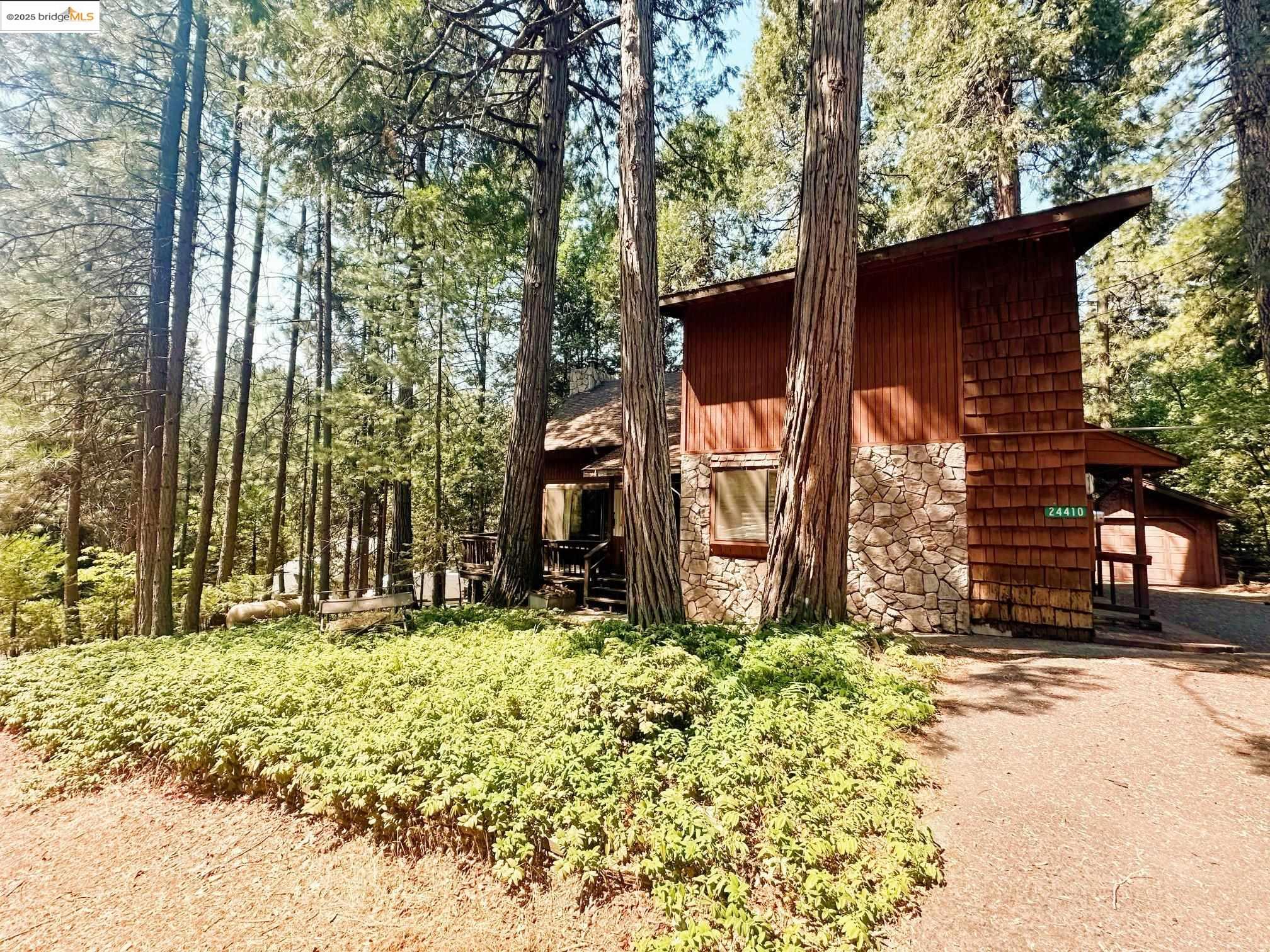 Detail Gallery Image 2 of 30 For 24410 Quarter Horse Rd., Sonora,  CA 95370 - 3 Beds | 2/1 Baths