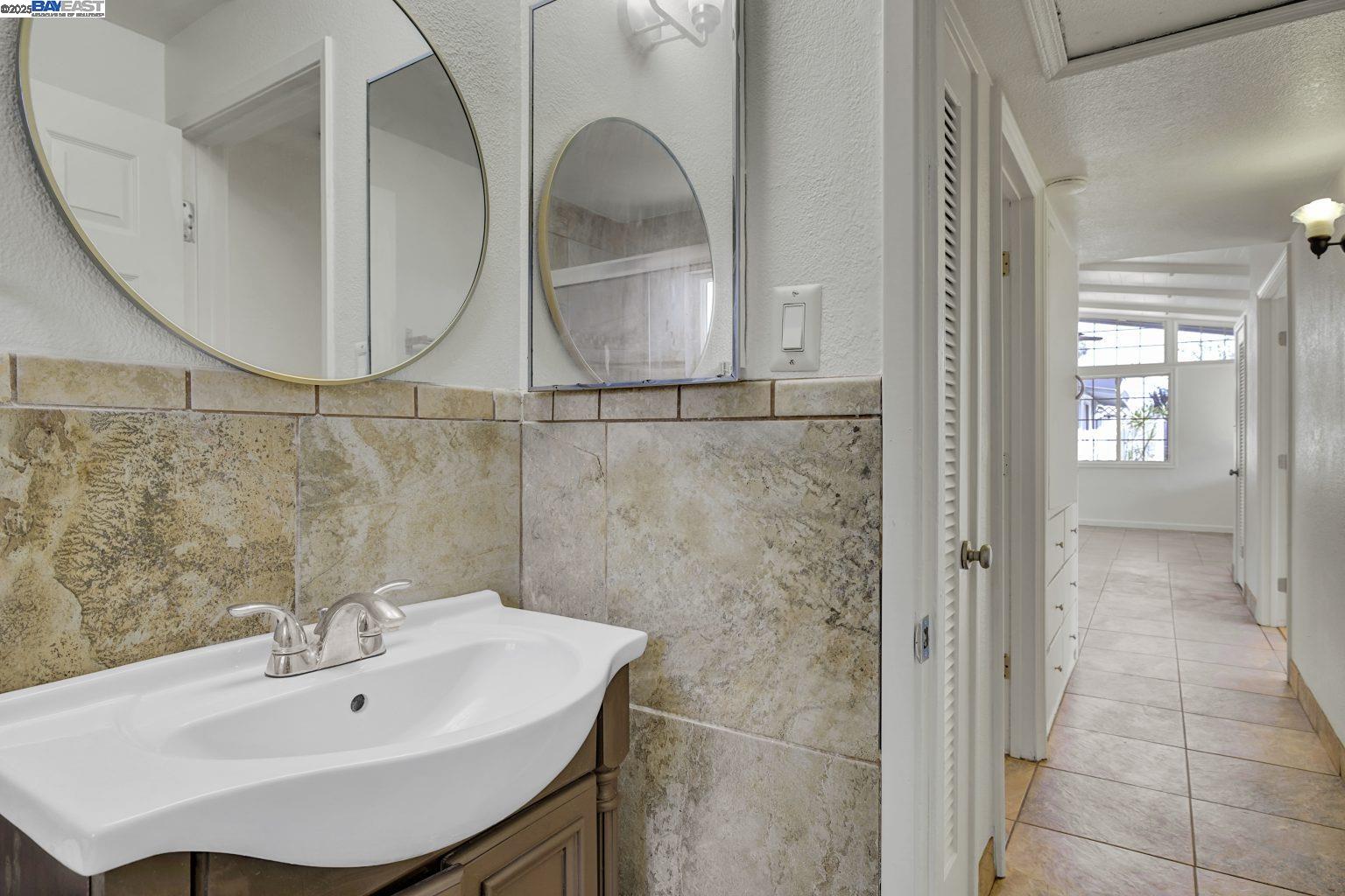 Detail Gallery Image 19 of 35 For 2675 Leeward St, Hayward,  CA 94545 - 4 Beds | 3 Baths