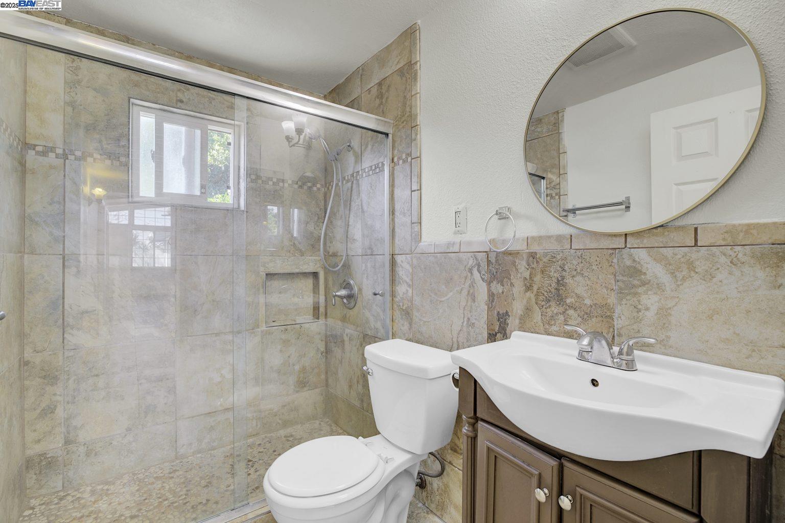 Detail Gallery Image 17 of 34 For 2675 Leeward St, Hayward,  CA 94545 - 4 Beds | 3 Baths