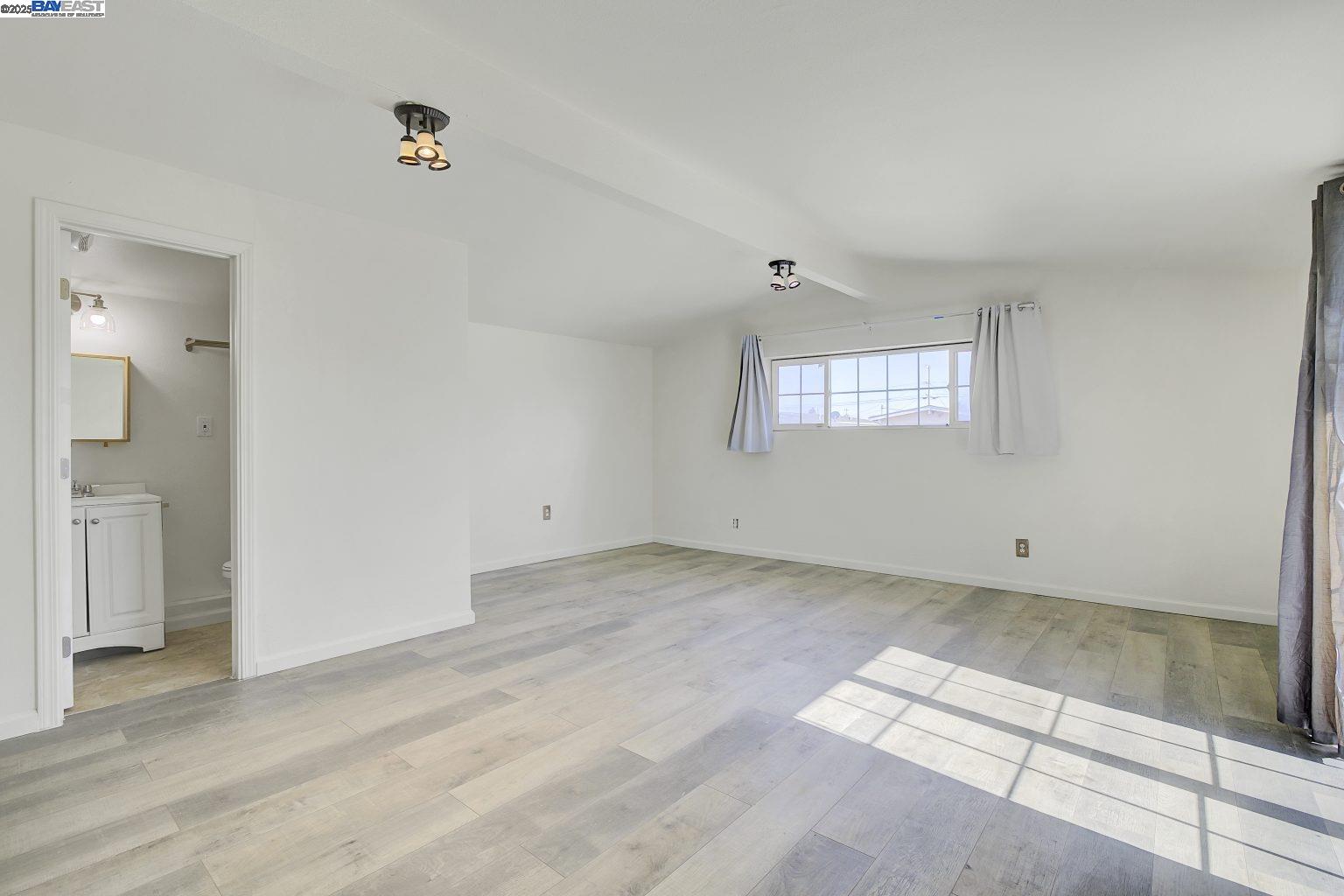 Detail Gallery Image 25 of 34 For 2675 Leeward St, Hayward,  CA 94545 - 4 Beds | 3 Baths