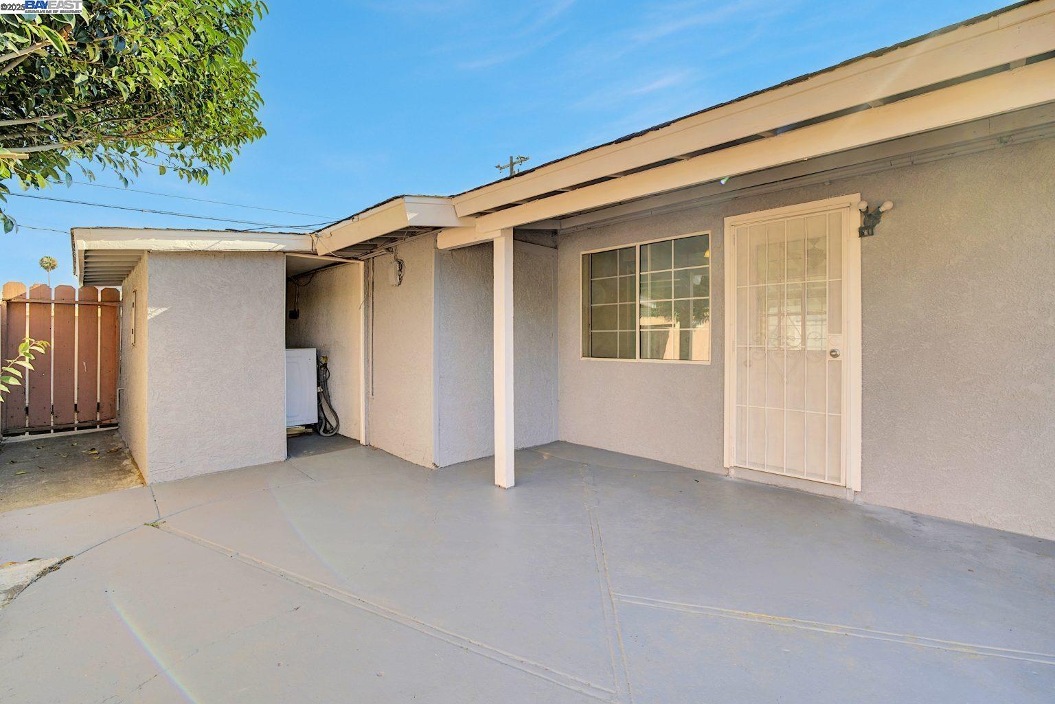 Detail Gallery Image 30 of 34 For 2675 Leeward St, Hayward,  CA 94545 - 4 Beds | 3 Baths