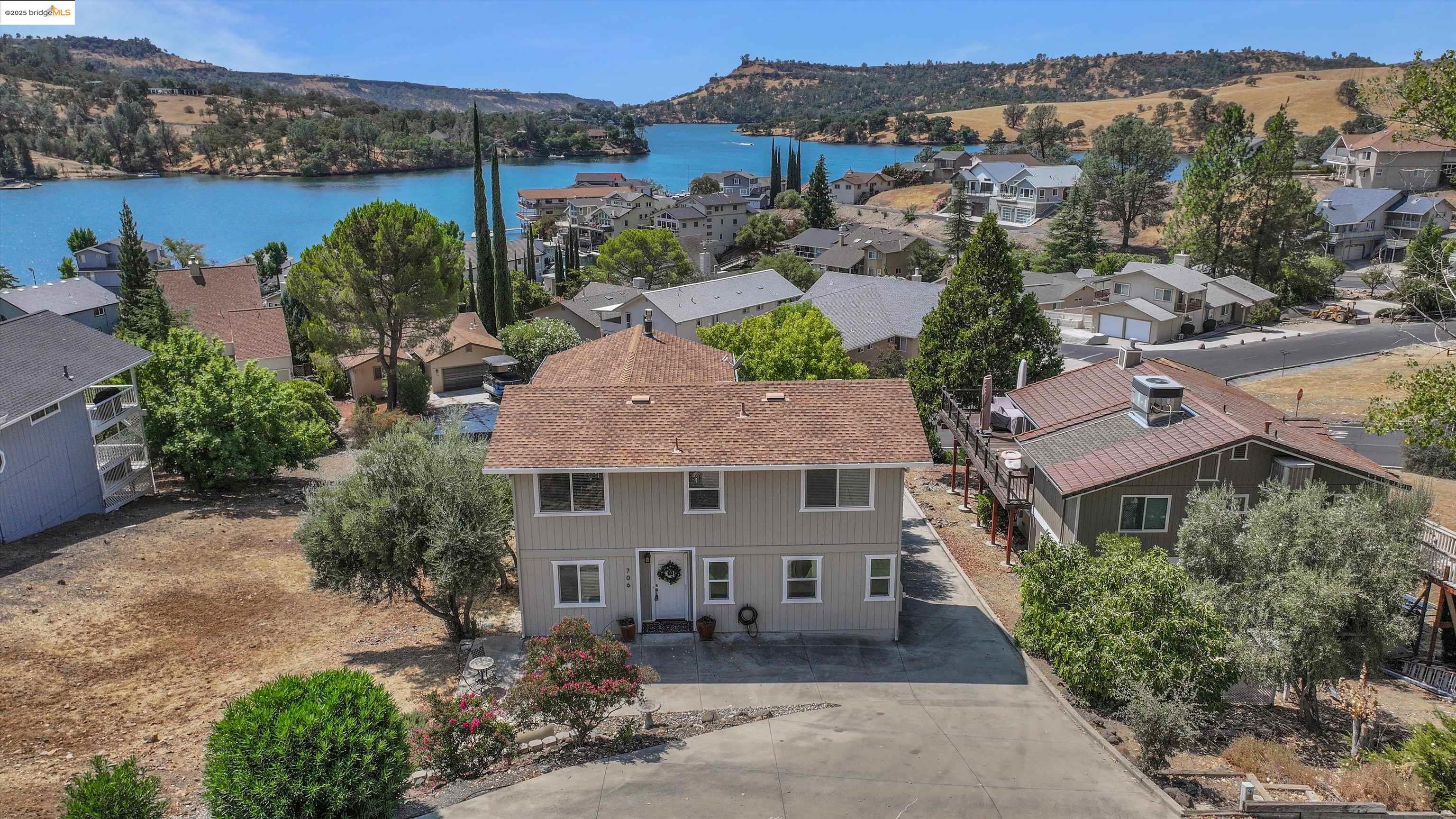 Detail Gallery Image 13 of 59 For 711 Poker Flat Rd, Copperopolis,  CA 95228 - 3 Beds | 2/1 Baths