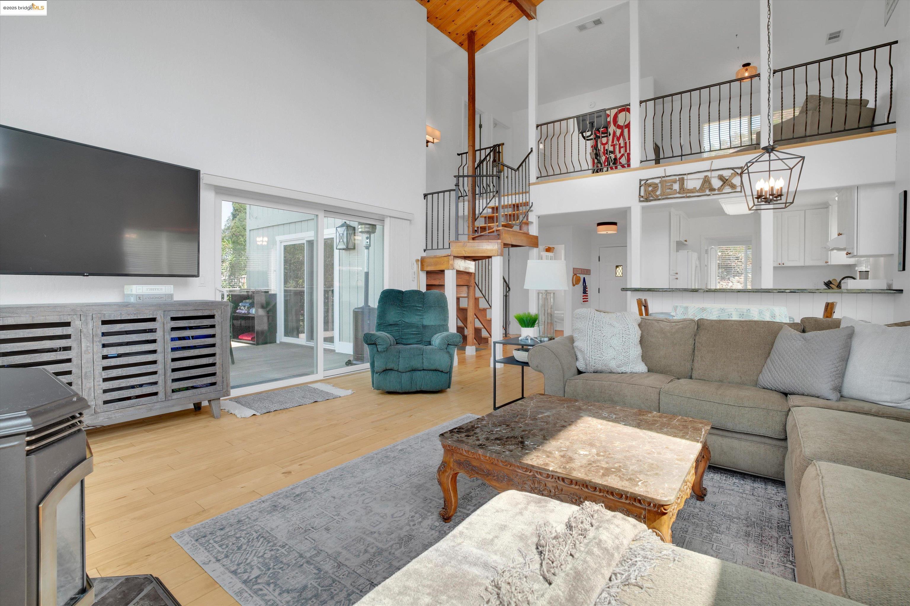 Detail Gallery Image 19 of 59 For 711 Poker Flat Rd, Copperopolis,  CA 95228 - 3 Beds | 2/1 Baths