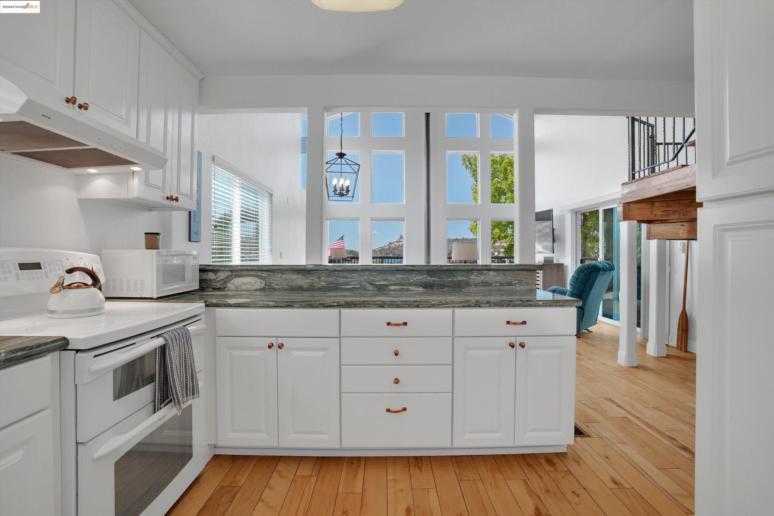 Detail Gallery Image 22 of 59 For 711 Poker Flat Rd, Copperopolis,  CA 95228 - 3 Beds | 2/1 Baths