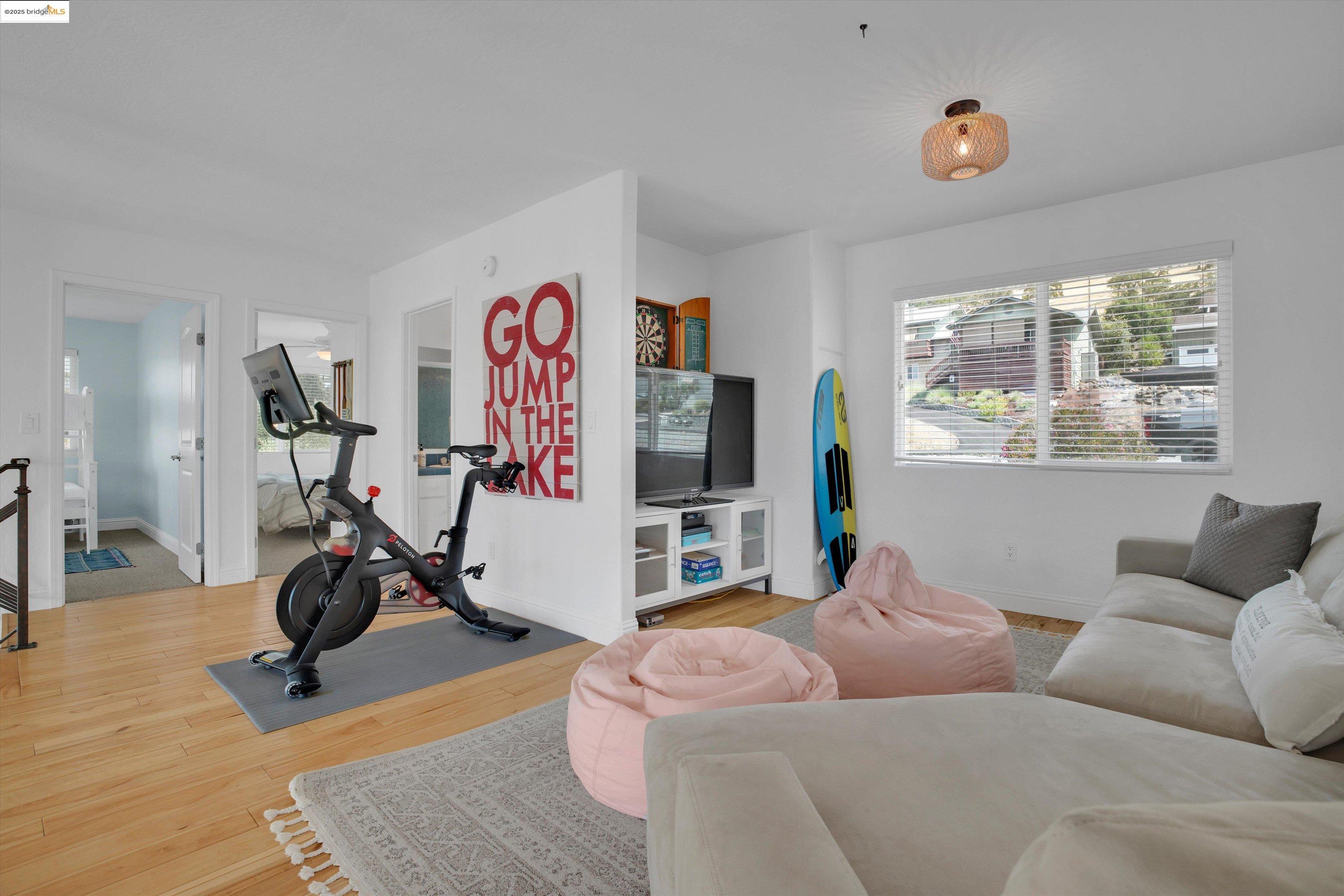 Detail Gallery Image 36 of 59 For 711 Poker Flat Rd, Copperopolis,  CA 95228 - 3 Beds | 2/1 Baths