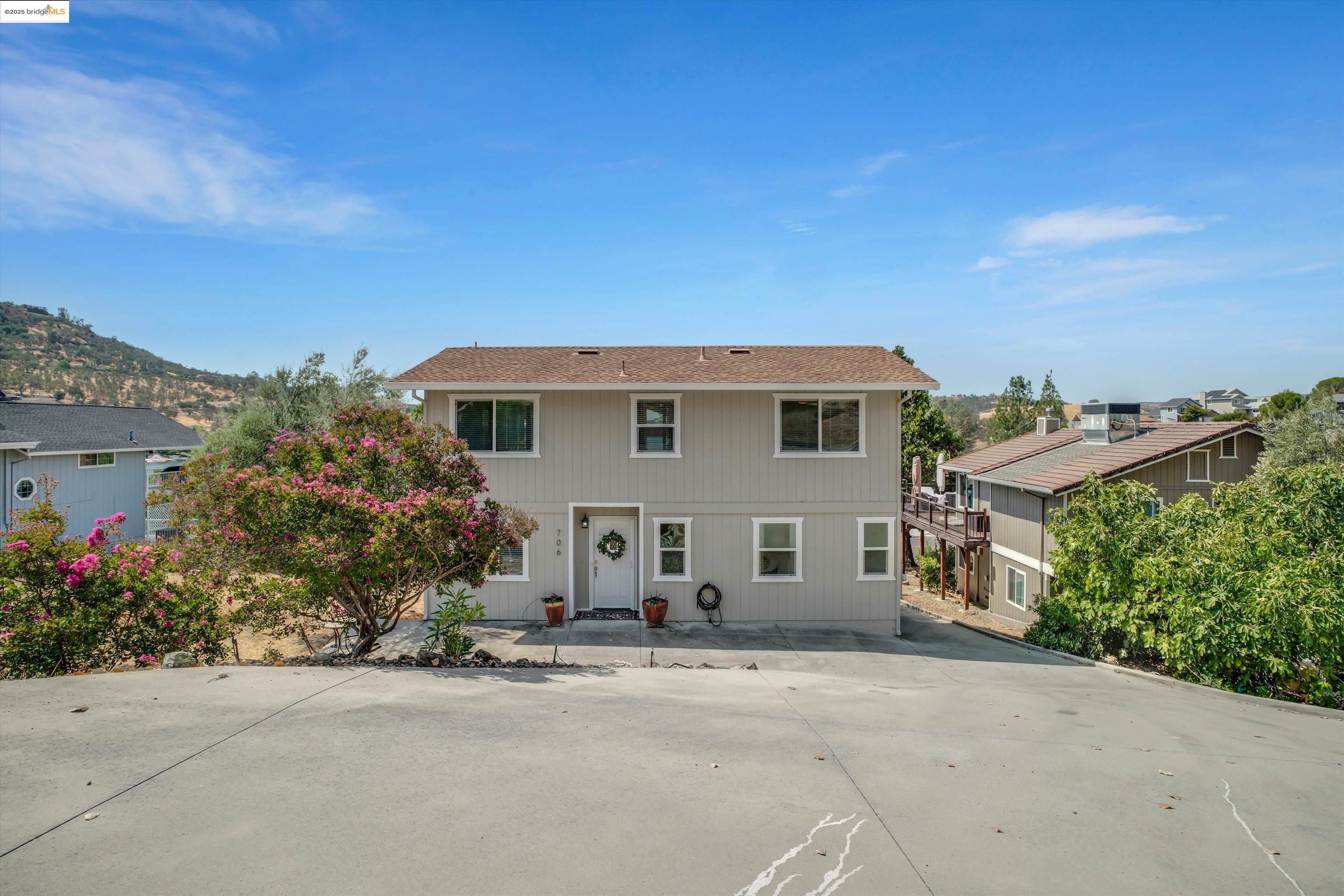 Detail Gallery Image 10 of 59 For 711 Poker Flat Rd, Copperopolis,  CA 95228 - 3 Beds | 2/1 Baths