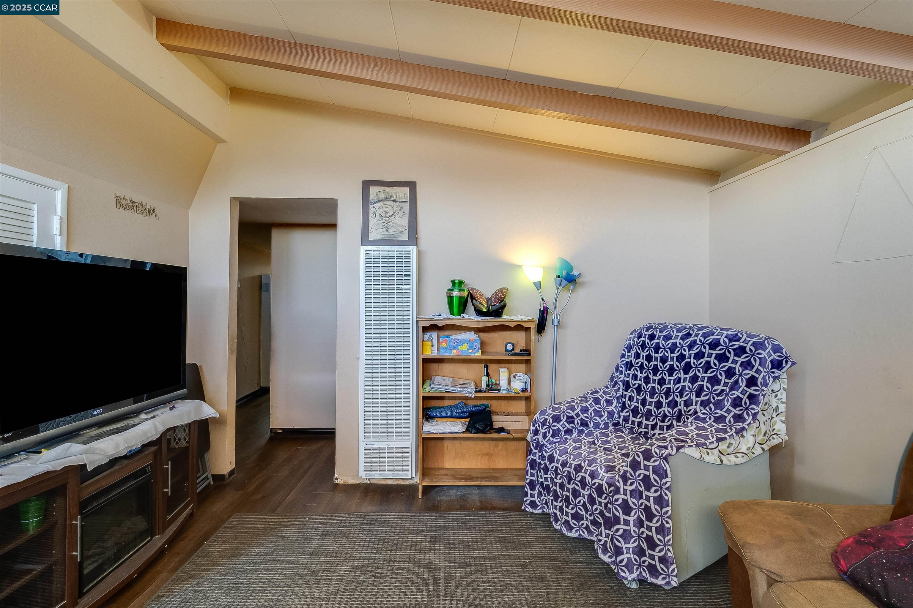 Detail Gallery Image 16 of 54 For 27707 La Porte Ave, Hayward,  CA 94545 - 3 Beds | 2 Baths