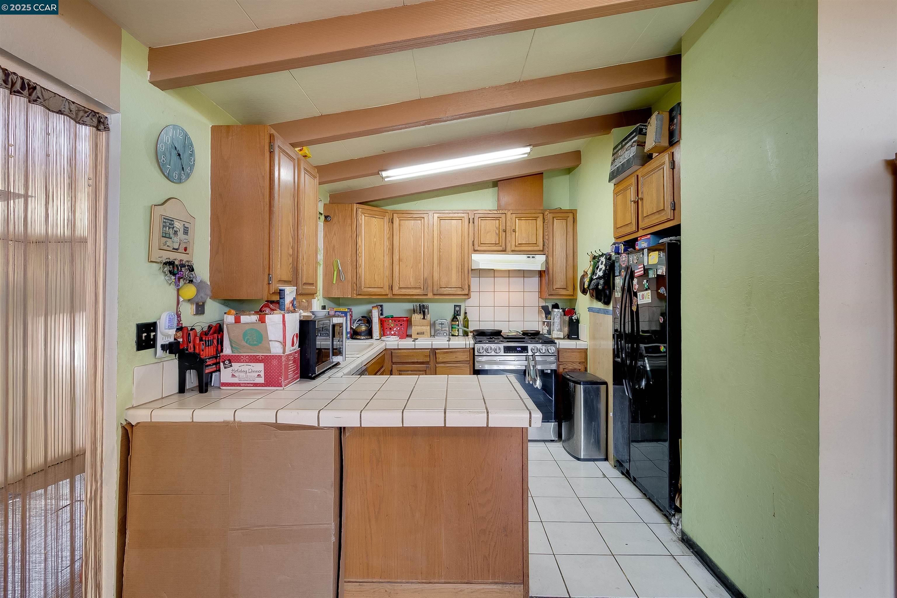 Detail Gallery Image 23 of 54 For 27707 La Porte Ave, Hayward,  CA 94545 - 3 Beds | 2 Baths