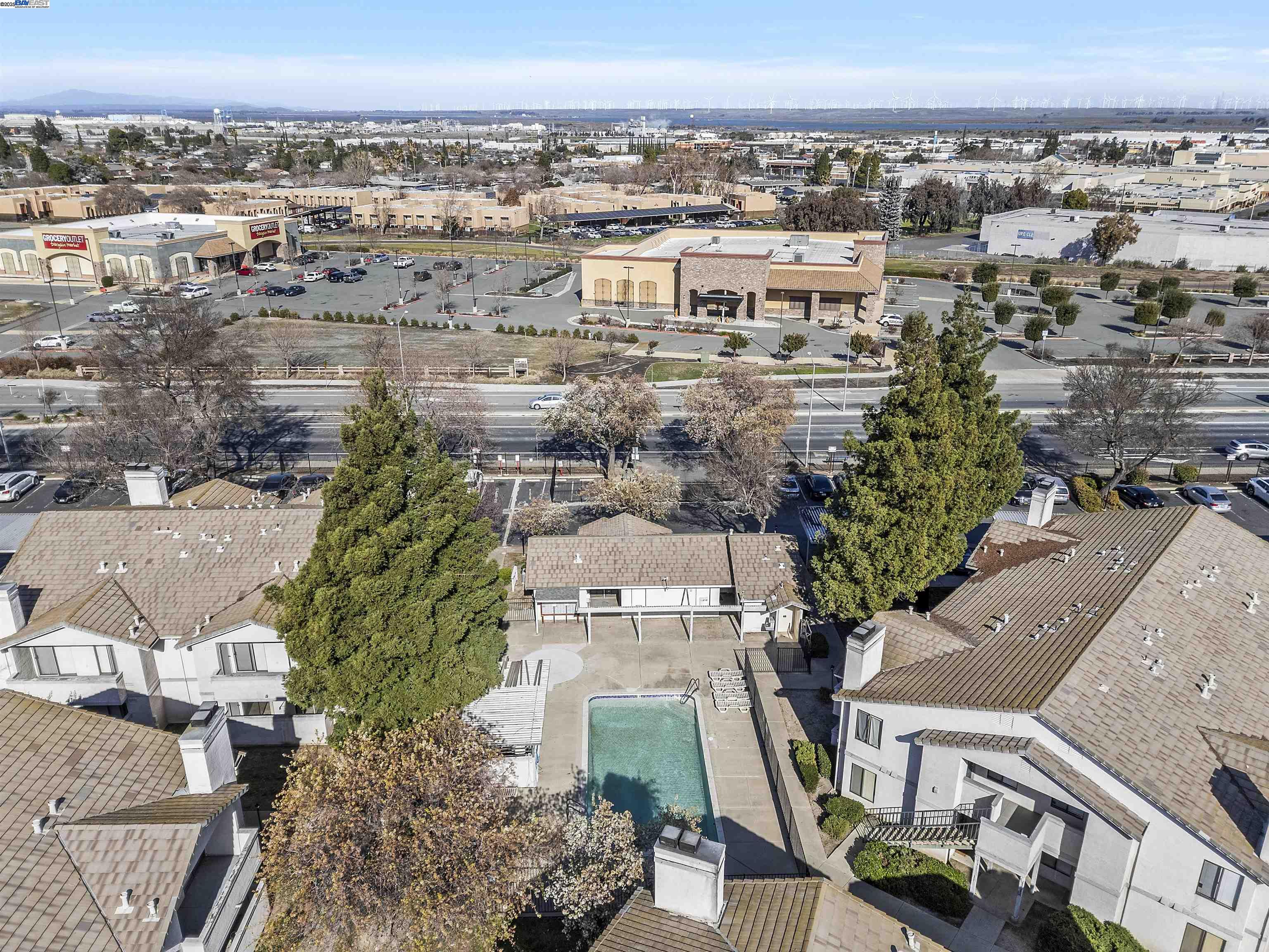 Photo #4: 41110210 Listing 
