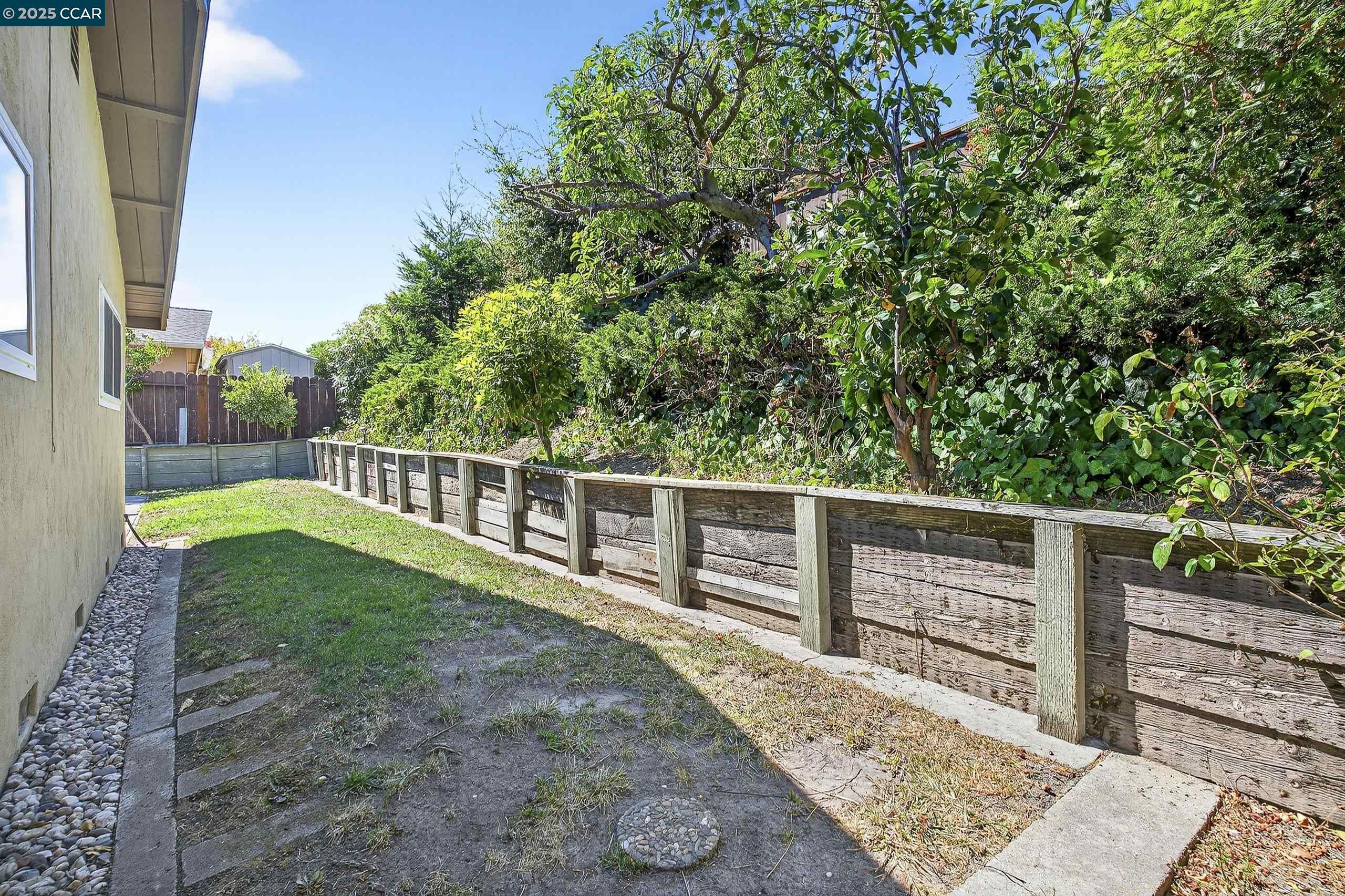 Detail Gallery Image 45 of 51 For 1200 Bay View Farm Rd, Pinole,  CA 94564 - 3 Beds | 2 Baths