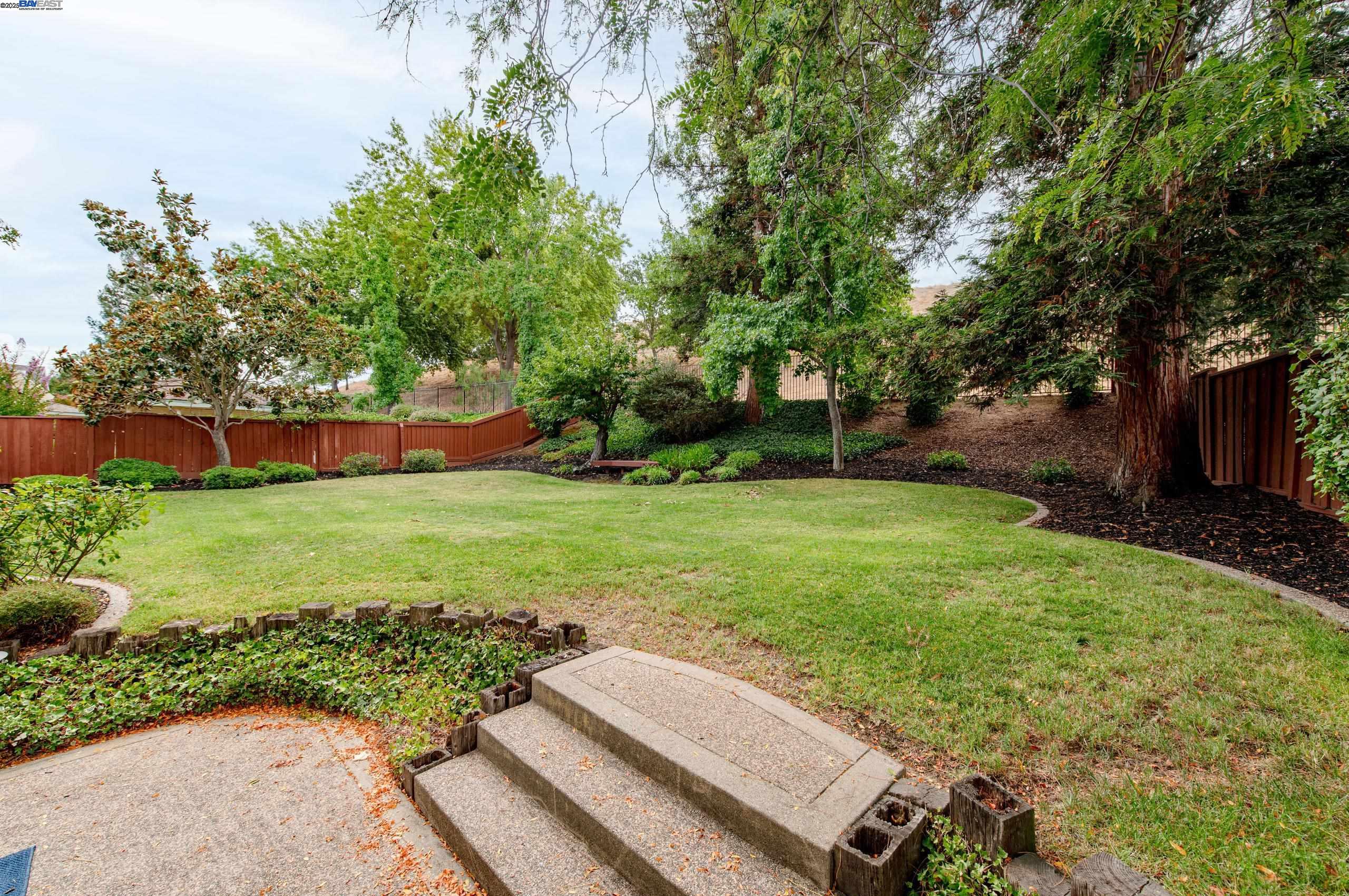 Detail Gallery Image 41 of 44 For 3134 Arbor Dr, Pleasanton,  CA 94566 - 5 Beds | 3 Baths