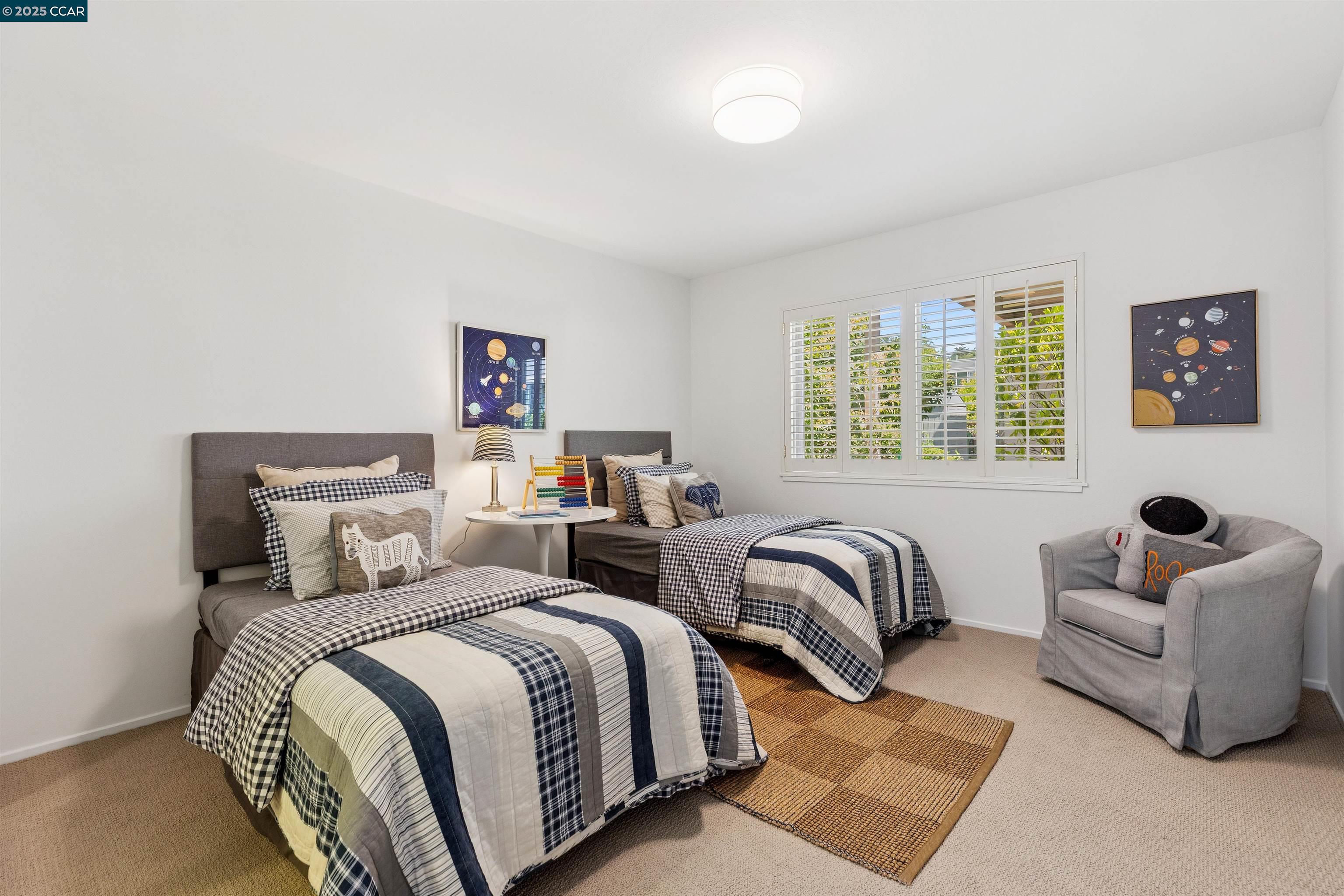Detail Gallery Image 19 of 30 For 4051 Rhoda Ave, Oakland,  CA 94602 - 4 Beds | 2/1 Baths