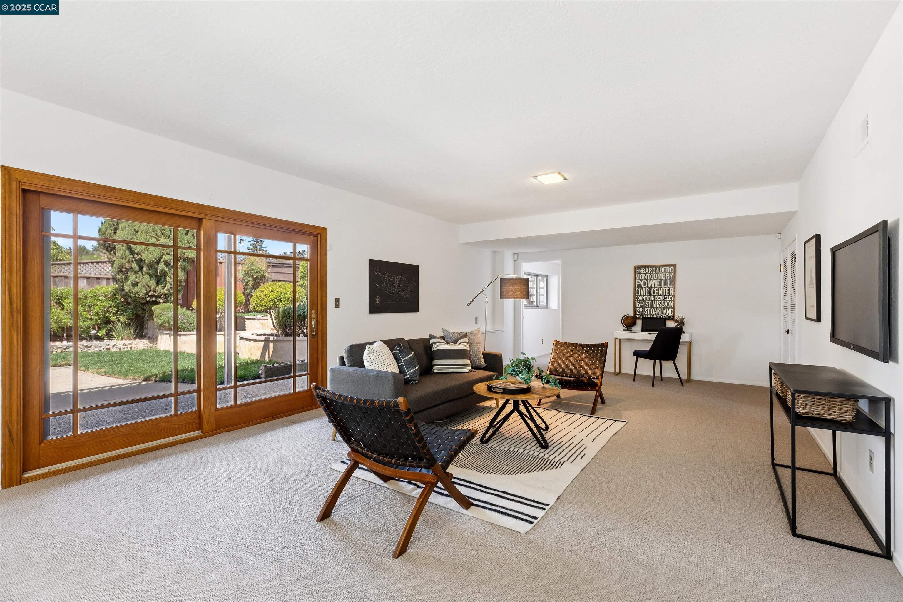 Detail Gallery Image 21 of 30 For 4051 Rhoda Ave, Oakland,  CA 94602 - 4 Beds | 2/1 Baths