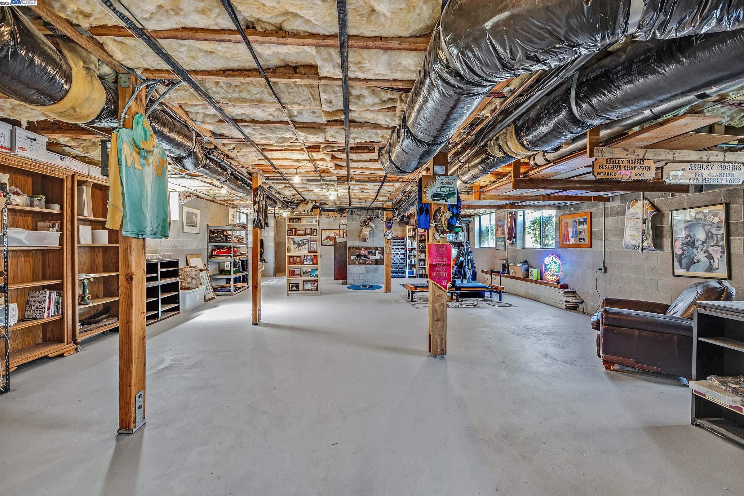 Detail Gallery Image 15 of 56 For 141 Ray St, Pleasanton,  CA 94566 - 4 Beds | 2/1 Baths
