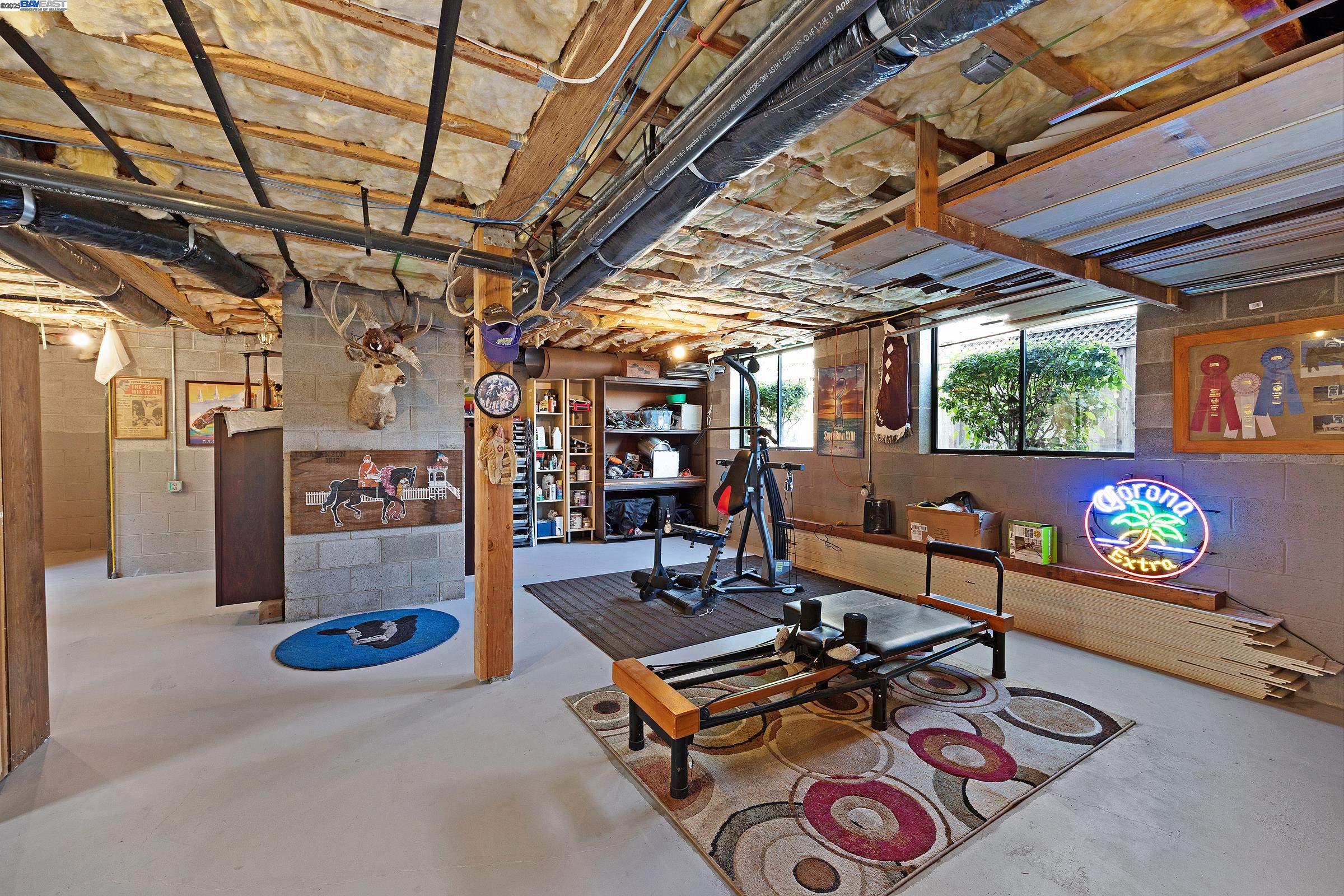 Detail Gallery Image 17 of 56 For 141 Ray St, Pleasanton,  CA 94566 - 4 Beds | 2/1 Baths