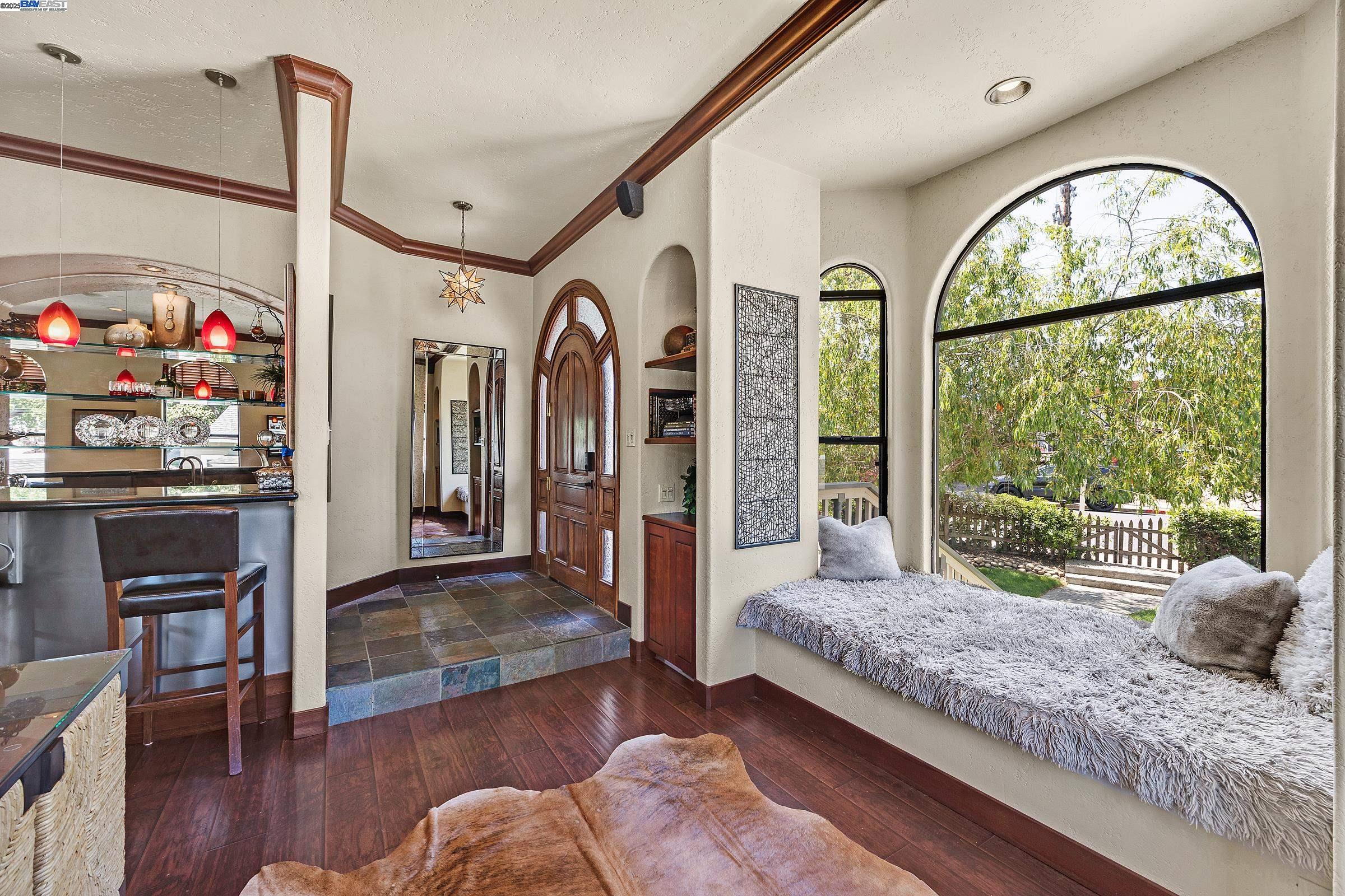 Detail Gallery Image 18 of 56 For 141 Ray St, Pleasanton,  CA 94566 - 4 Beds | 2/1 Baths