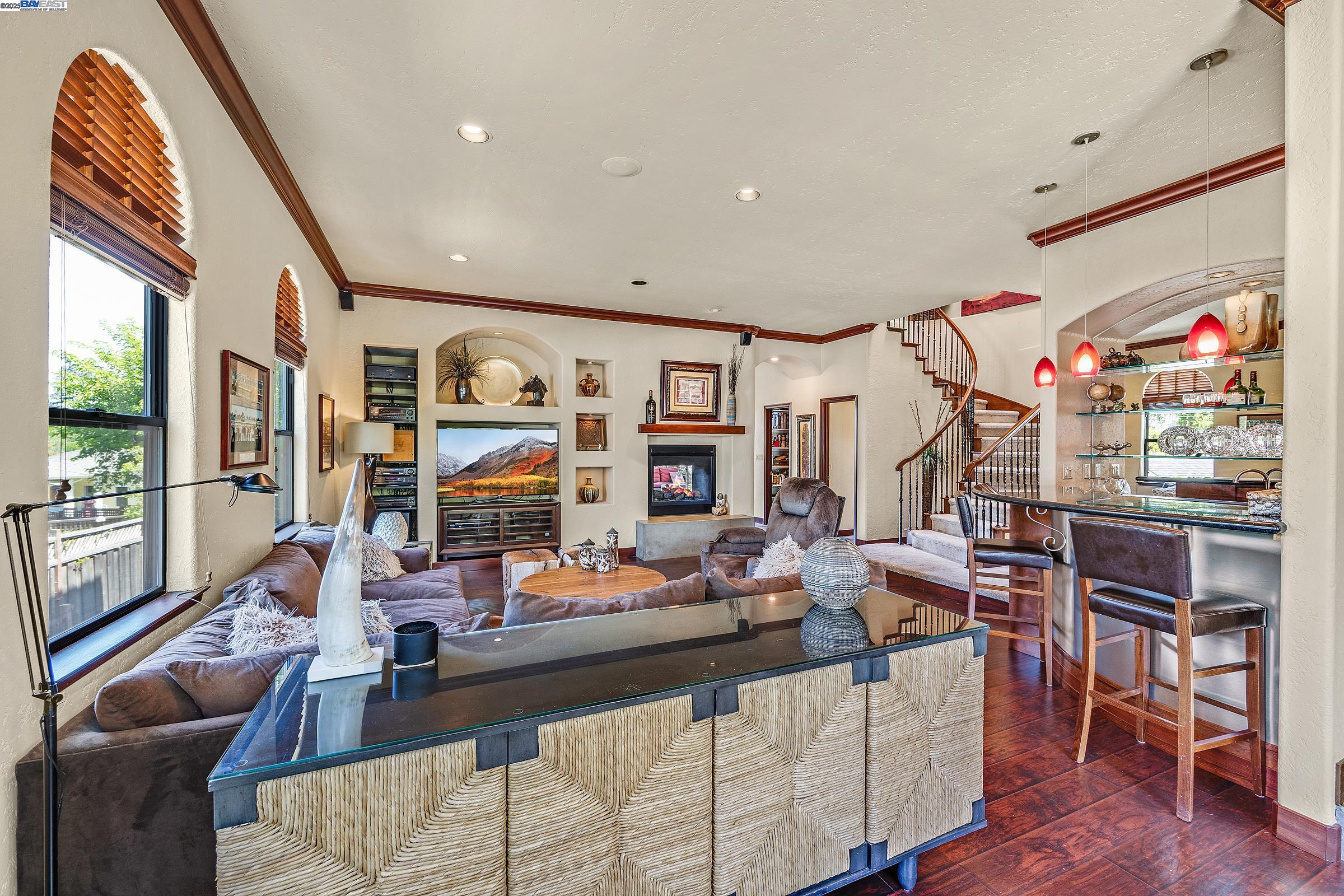 Detail Gallery Image 20 of 56 For 141 Ray St, Pleasanton,  CA 94566 - 4 Beds | 2/1 Baths