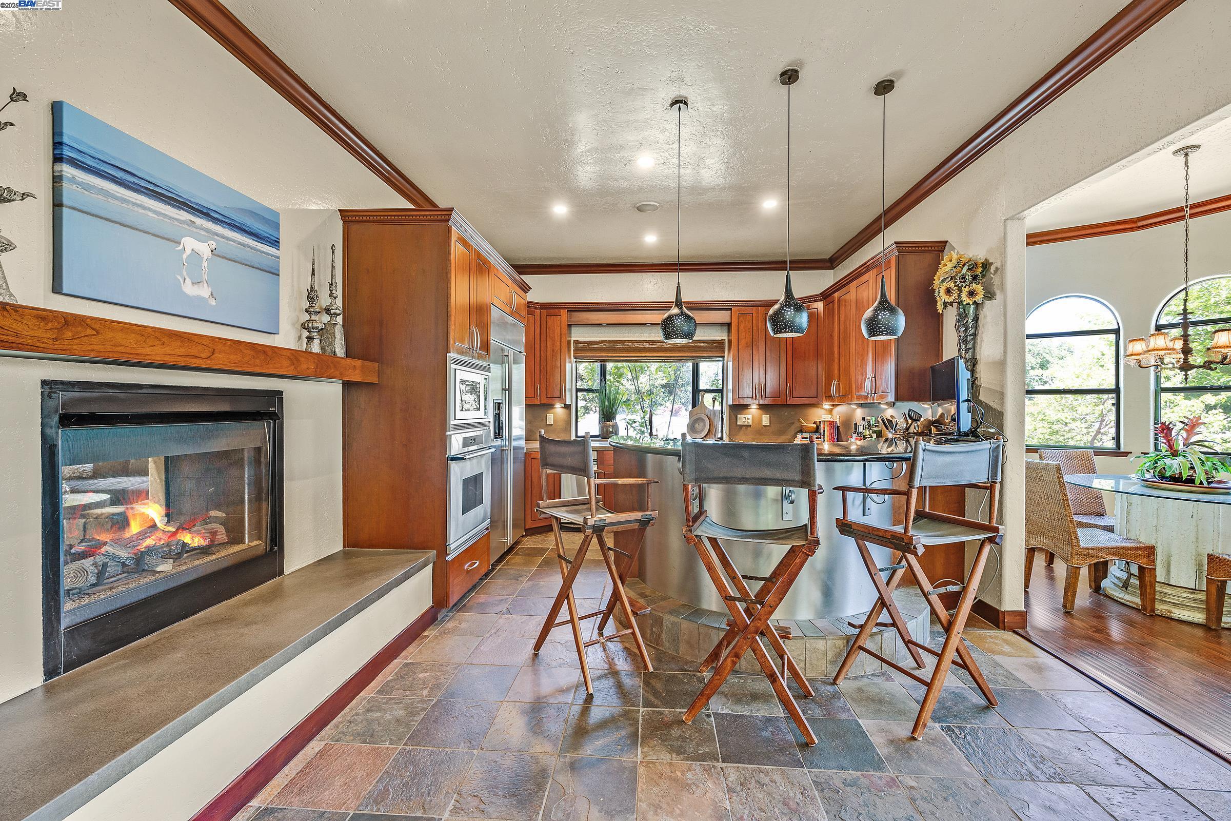 Detail Gallery Image 24 of 56 For 141 Ray St, Pleasanton,  CA 94566 - 4 Beds | 2/1 Baths