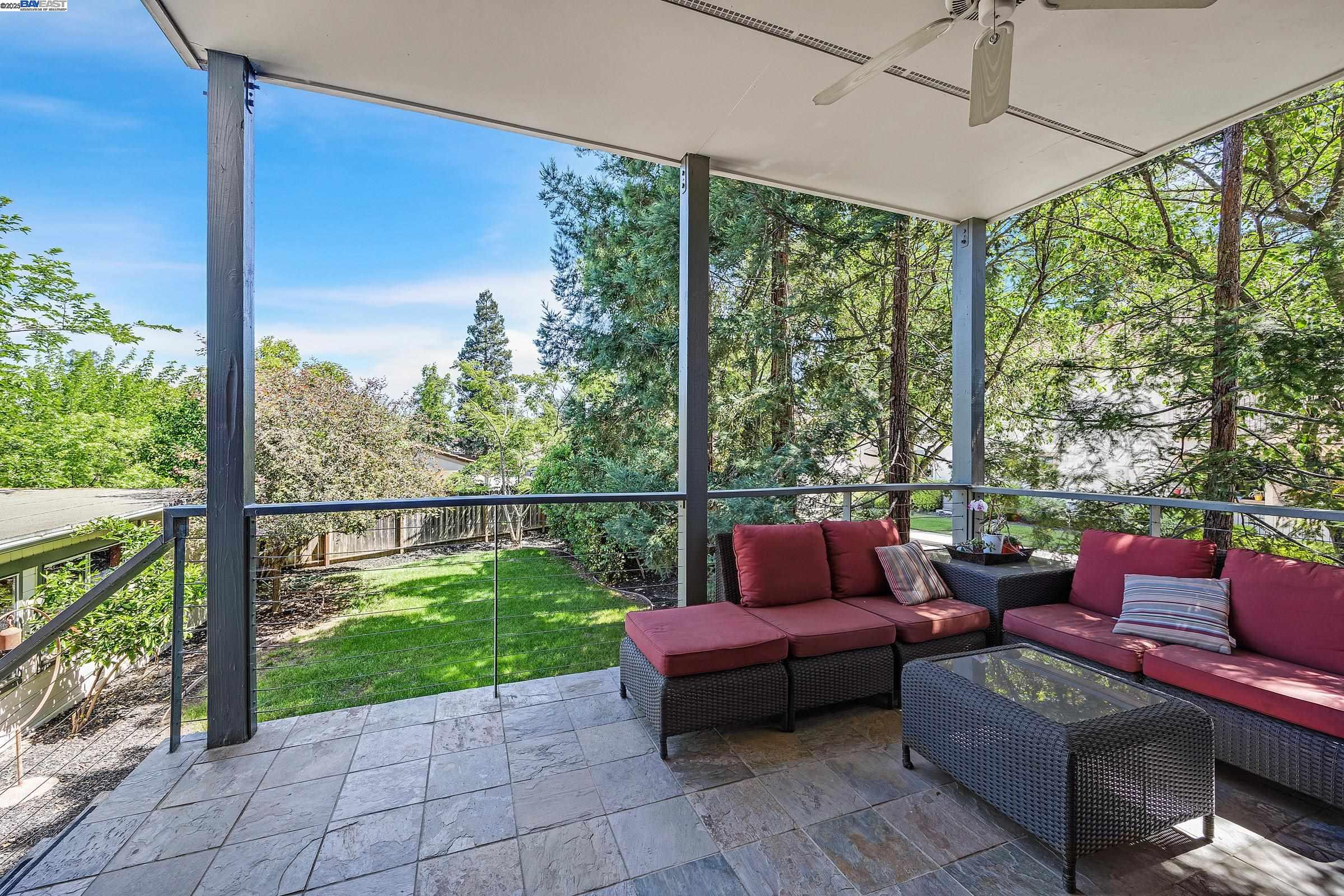 Detail Gallery Image 8 of 56 For 141 Ray St, Pleasanton,  CA 94566 - 4 Beds | 2/1 Baths