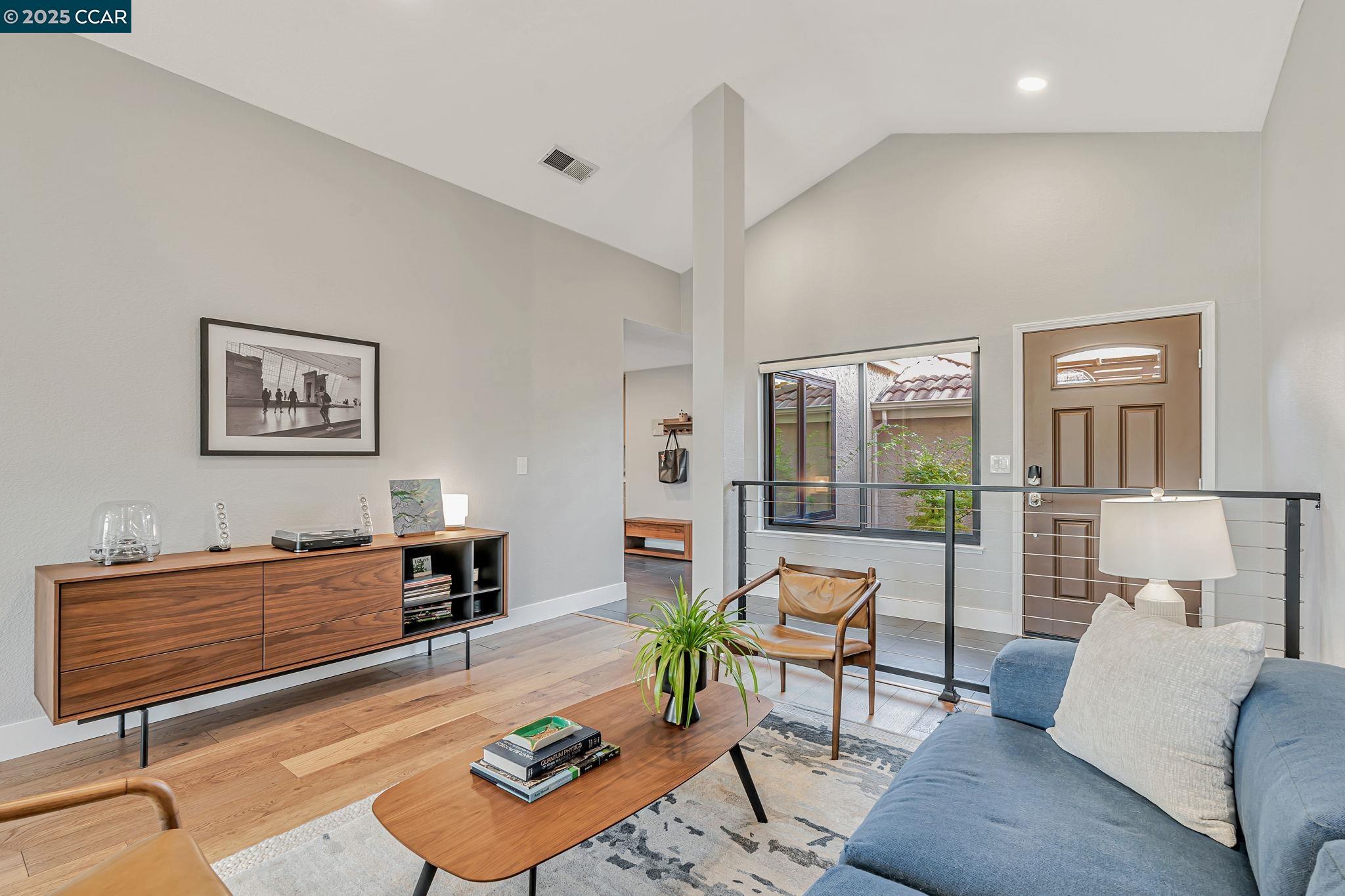 Photo #6: 41110225 Listing 