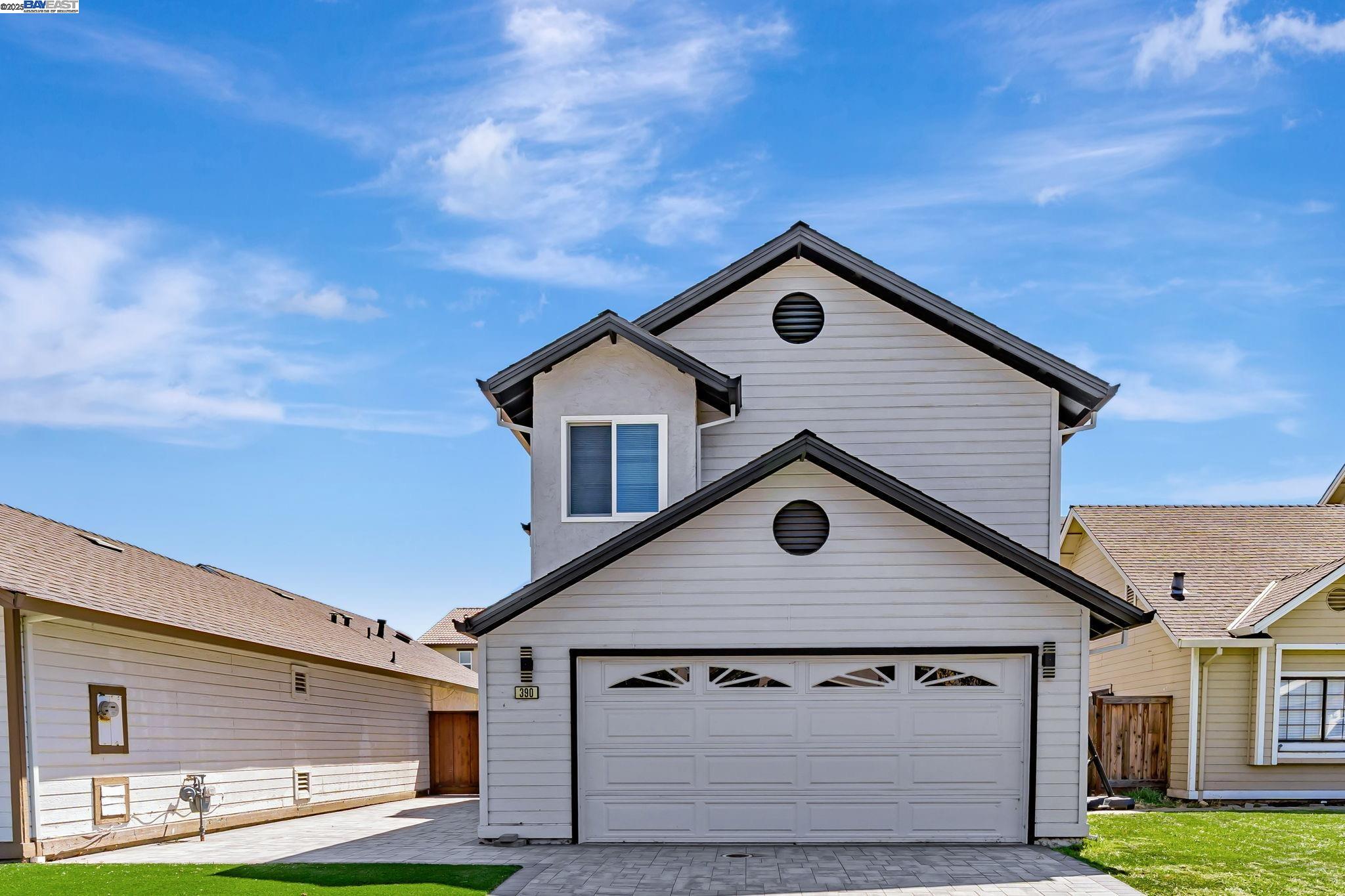 Detail Gallery Image 1 of 30 For 390 Grovewood Ln, Brentwood,  CA 94513 - 3 Beds | 3 Baths