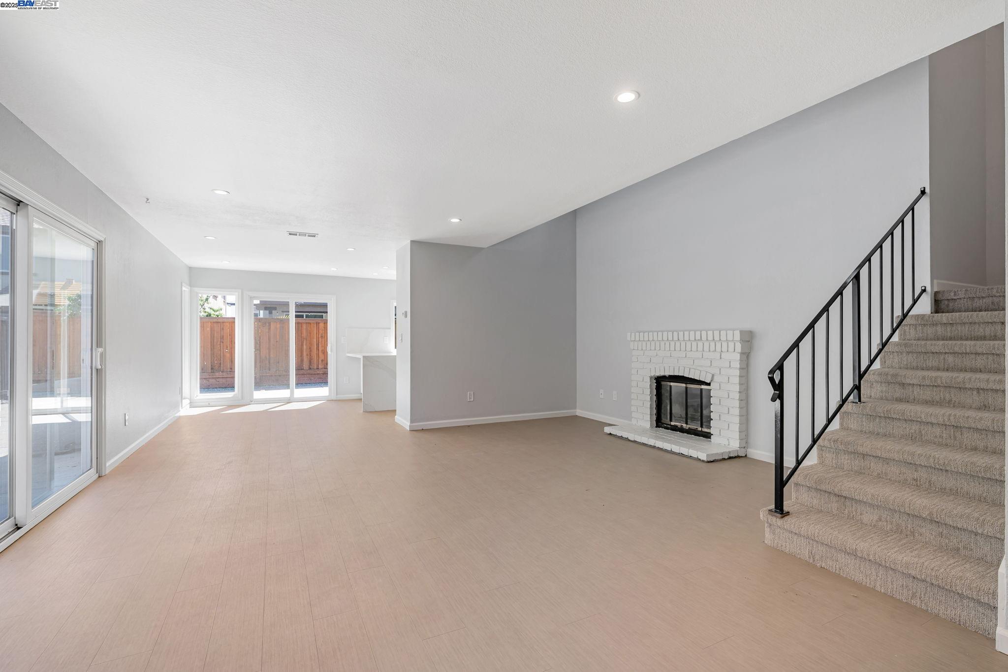 Detail Gallery Image 14 of 30 For 390 Grovewood Ln, Brentwood,  CA 94513 - 3 Beds | 3 Baths