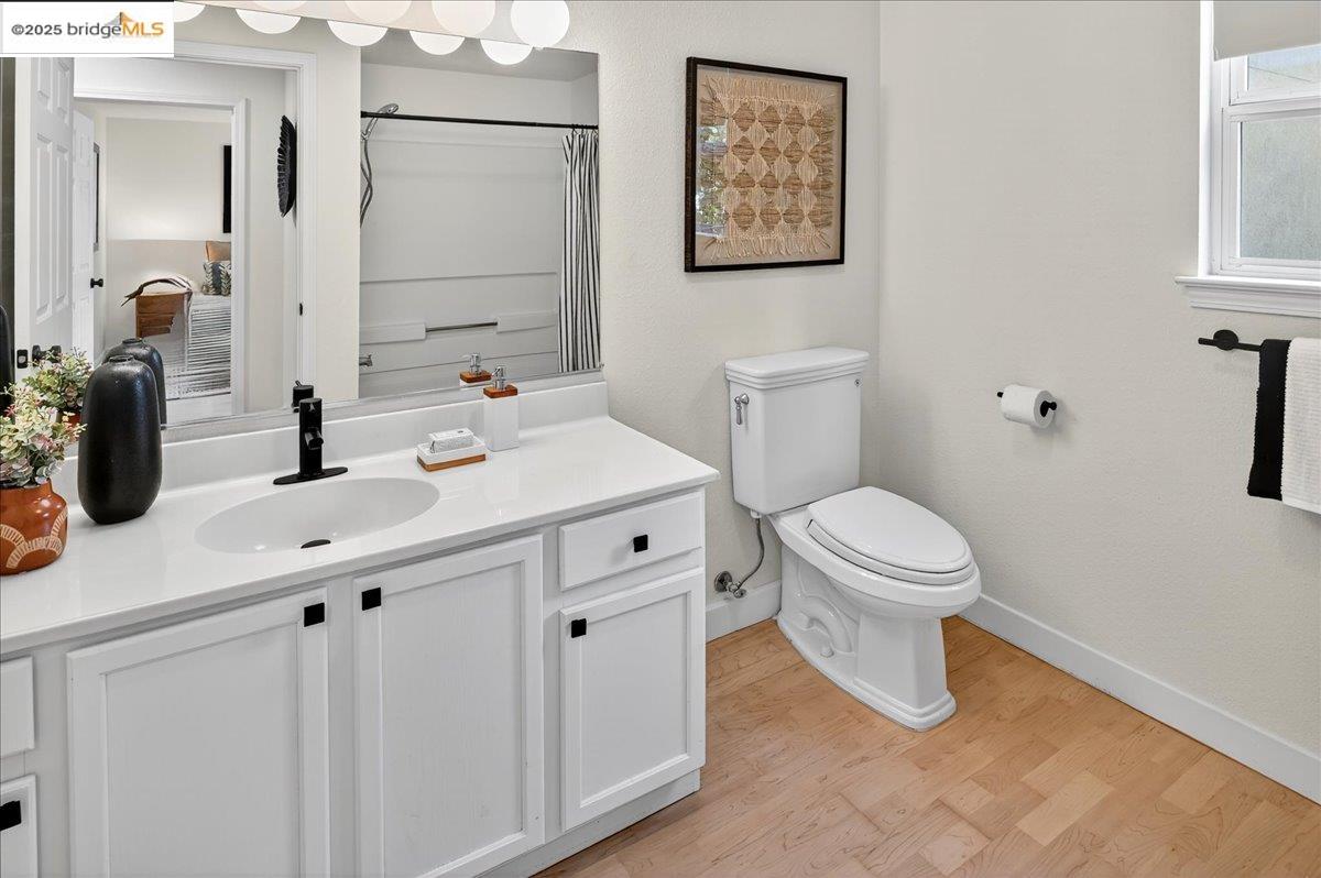 Detail Gallery Image 17 of 36 For 555 10th St #113,  Oakland,  CA 94607 - 3 Beds | 2 Baths