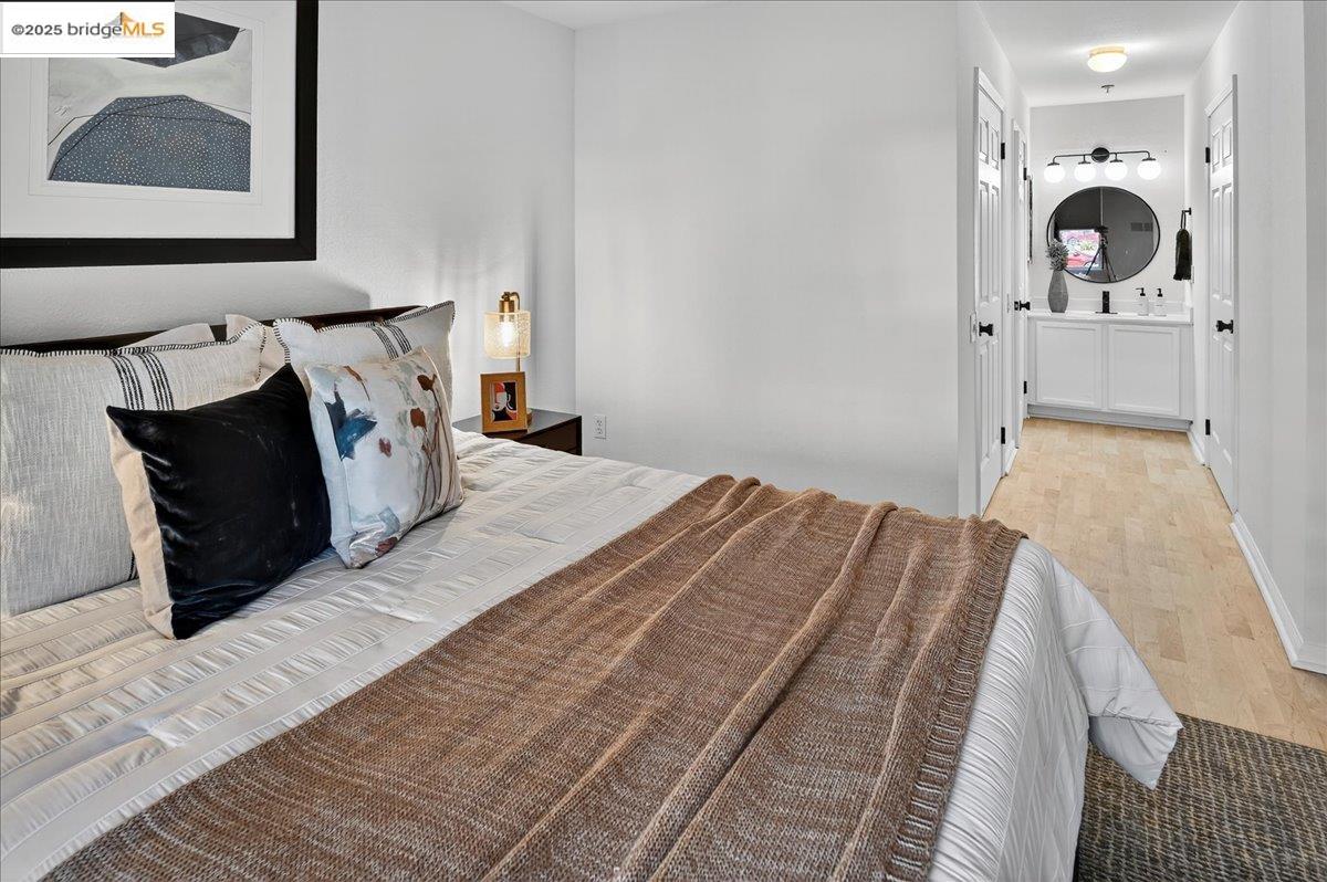 Detail Gallery Image 23 of 36 For 555 10th St #113,  Oakland,  CA 94607 - 3 Beds | 2 Baths