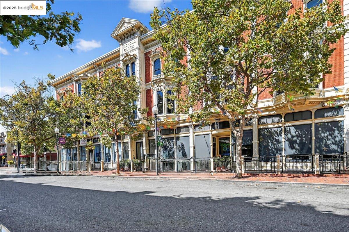 Detail Gallery Image 31 of 36 For 555 10th St #113,  Oakland,  CA 94607 - 3 Beds | 2 Baths