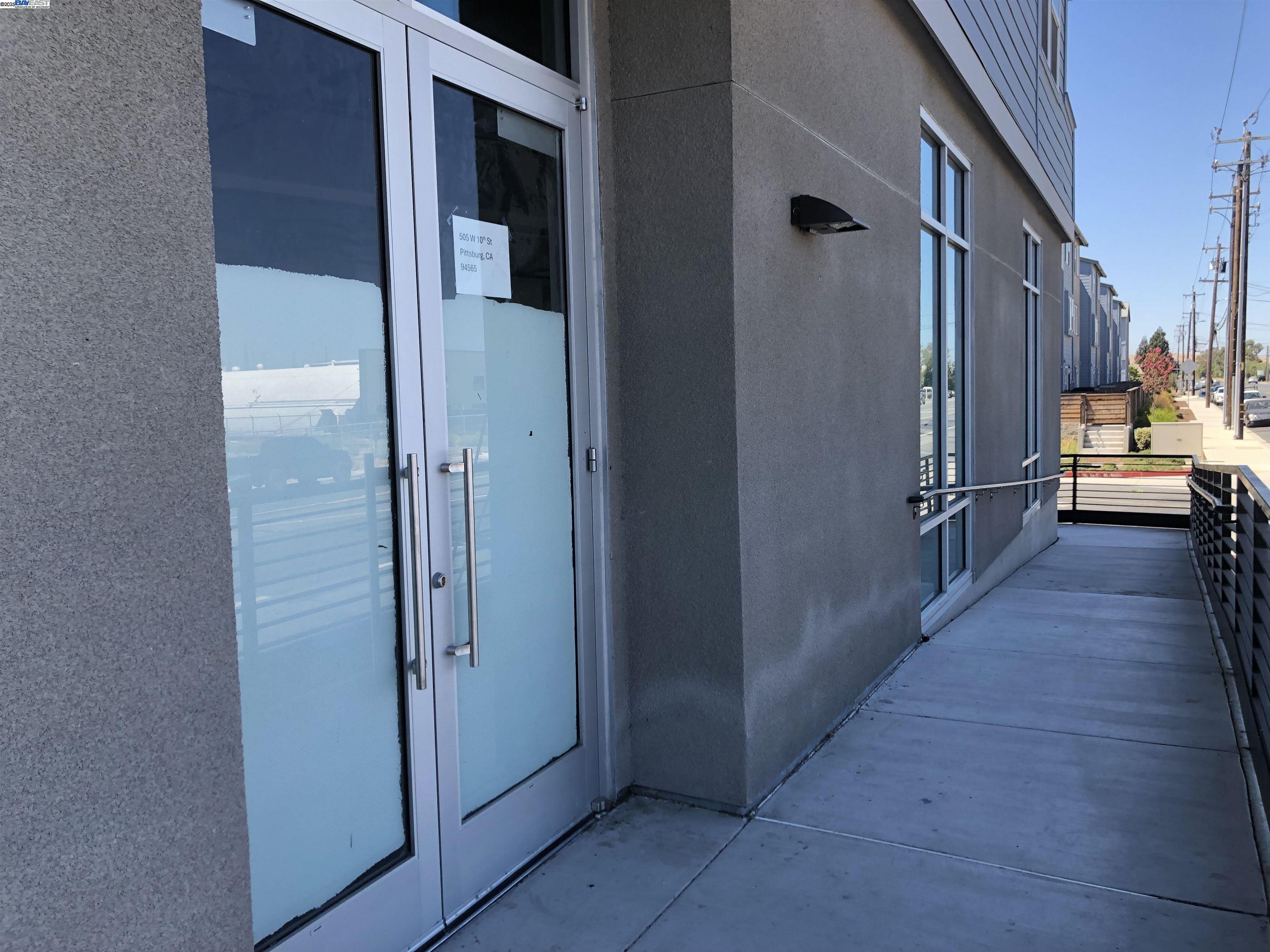Detail Gallery Image 1 of 13 For 505 W 10th St, Pittsburg,  CA 94565 - – Beds | – Baths