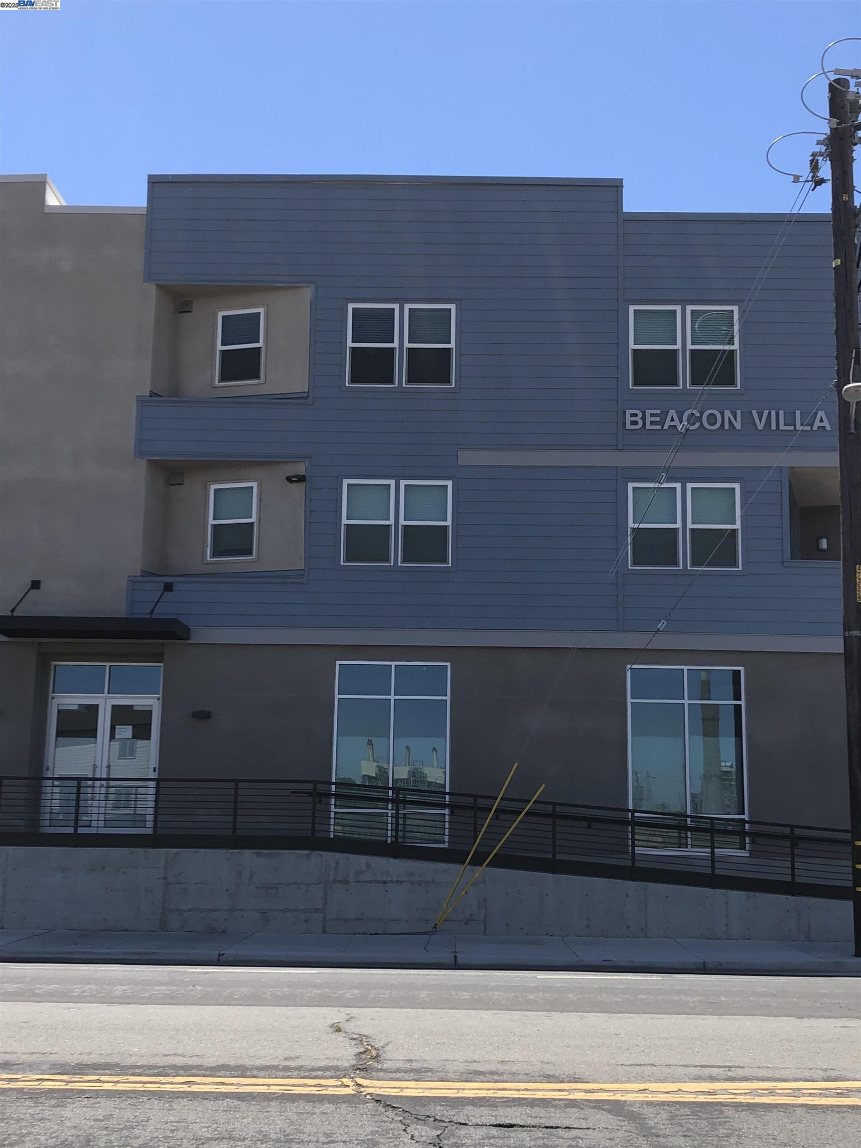 Detail Gallery Image 5 of 13 For 505 W 10th St, Pittsburg,  CA 94565 - – Beds | – Baths