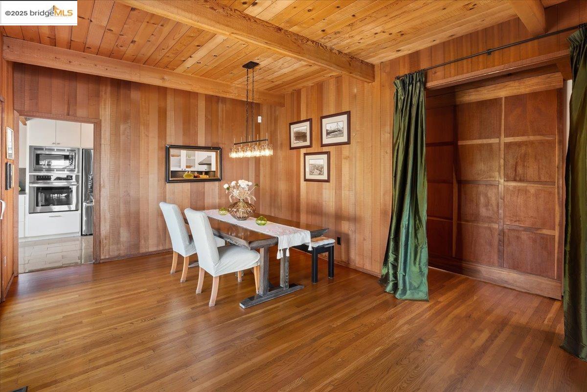 Detail Gallery Image 23 of 60 For 630 Panoramic Way, Berkeley,  CA 94704 - 6 Beds | 4 Baths