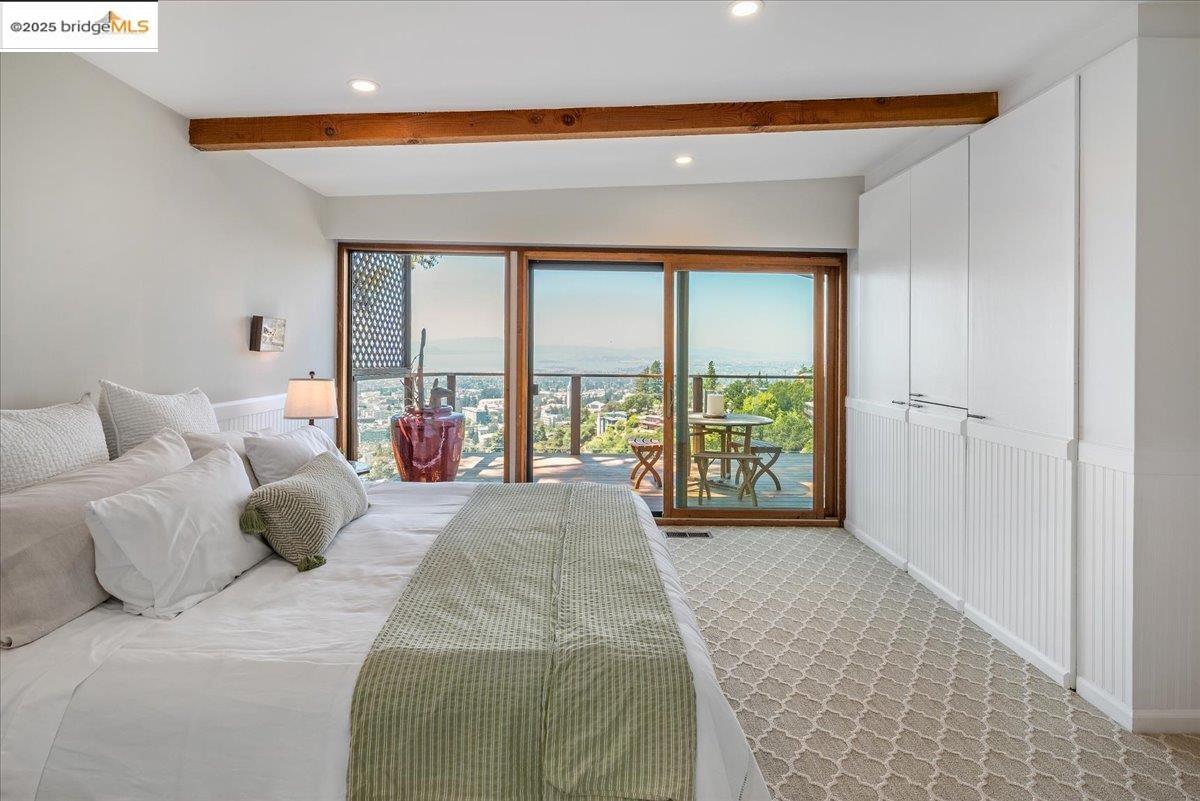 Detail Gallery Image 28 of 60 For 630 Panoramic Way, Berkeley,  CA 94704 - 6 Beds | 4 Baths