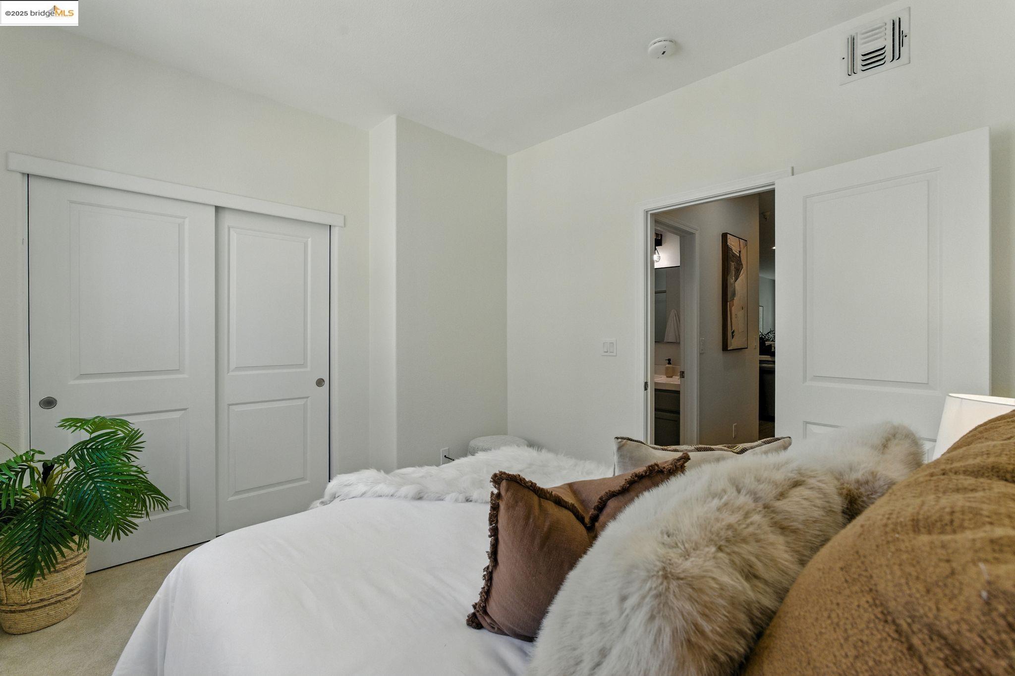 Photo #14: 41110244 Listing: Photo #14