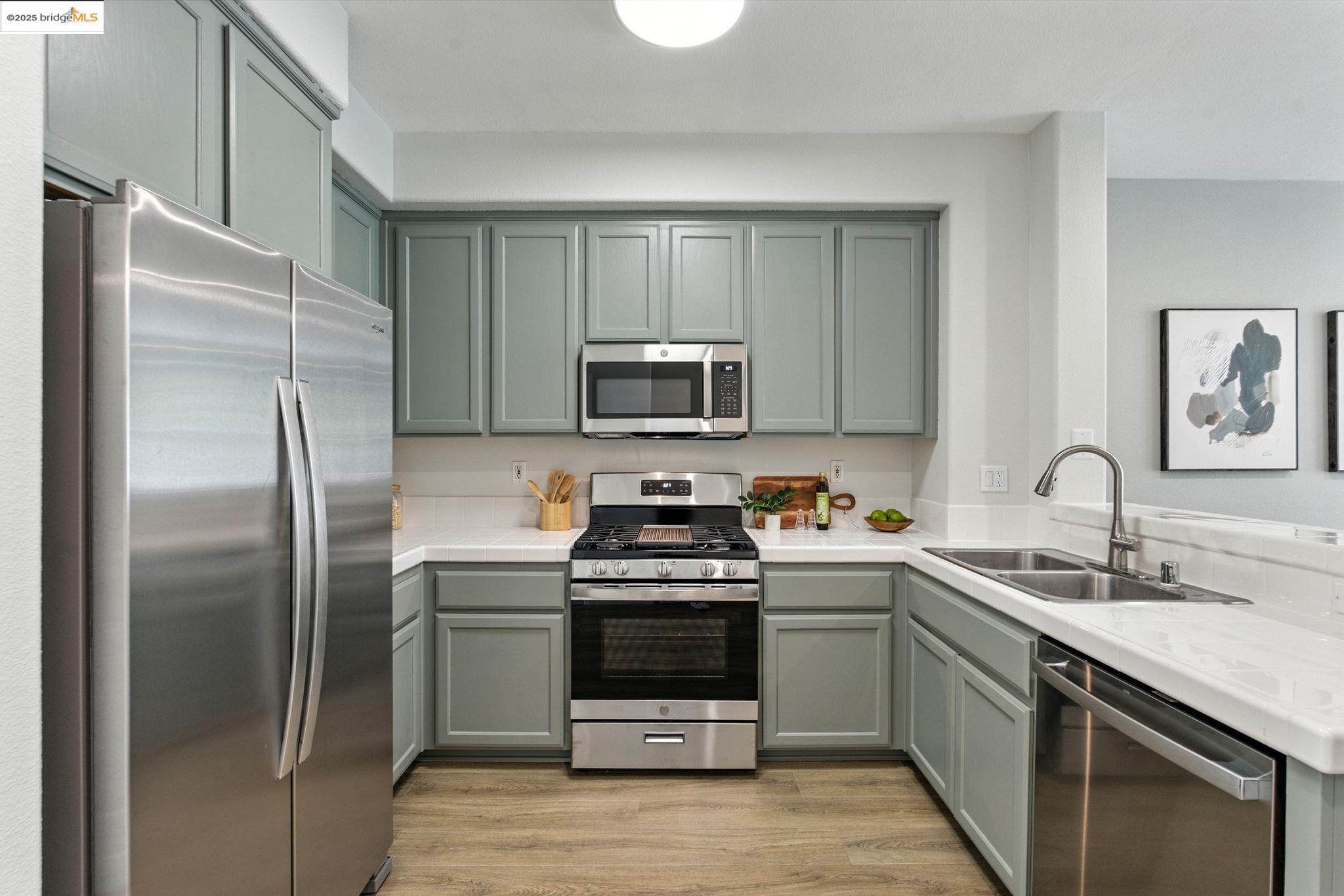 Photo #5: 41110244 Listing 