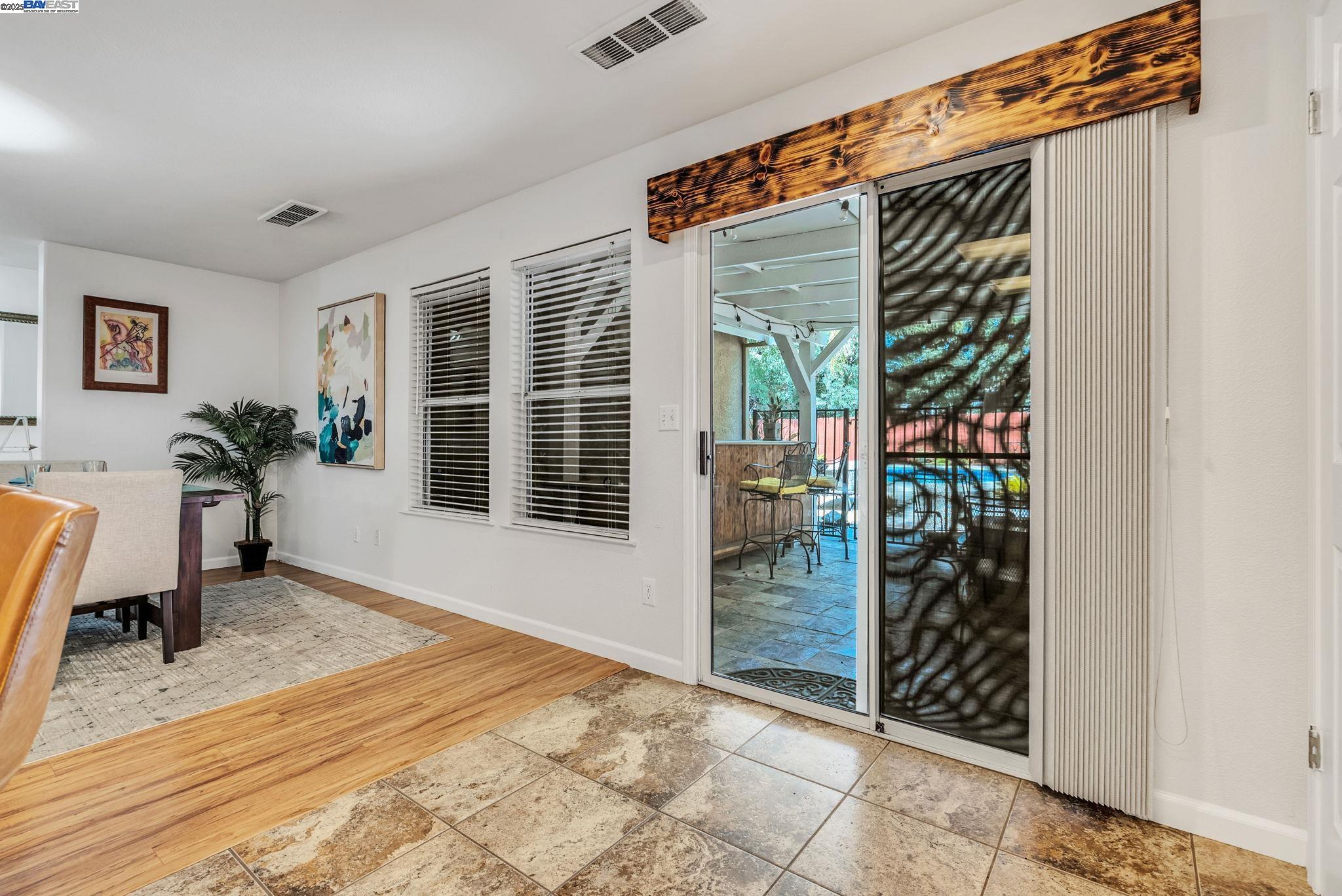 Detail Gallery Image 16 of 57 For 349 Cose Ln, Tracy,  CA 95377 - 4 Beds | 2 Baths