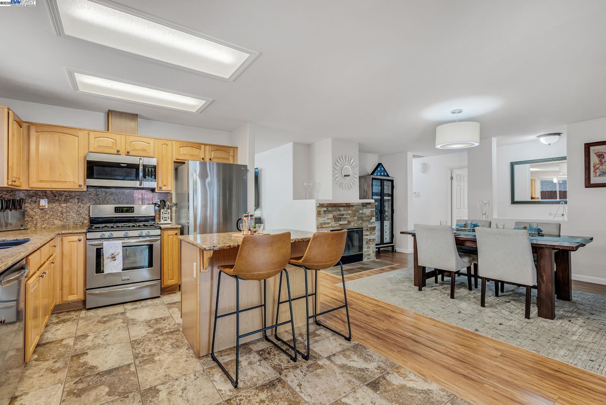 Detail Gallery Image 17 of 57 For 349 Cose Ln, Tracy,  CA 95377 - 4 Beds | 2 Baths