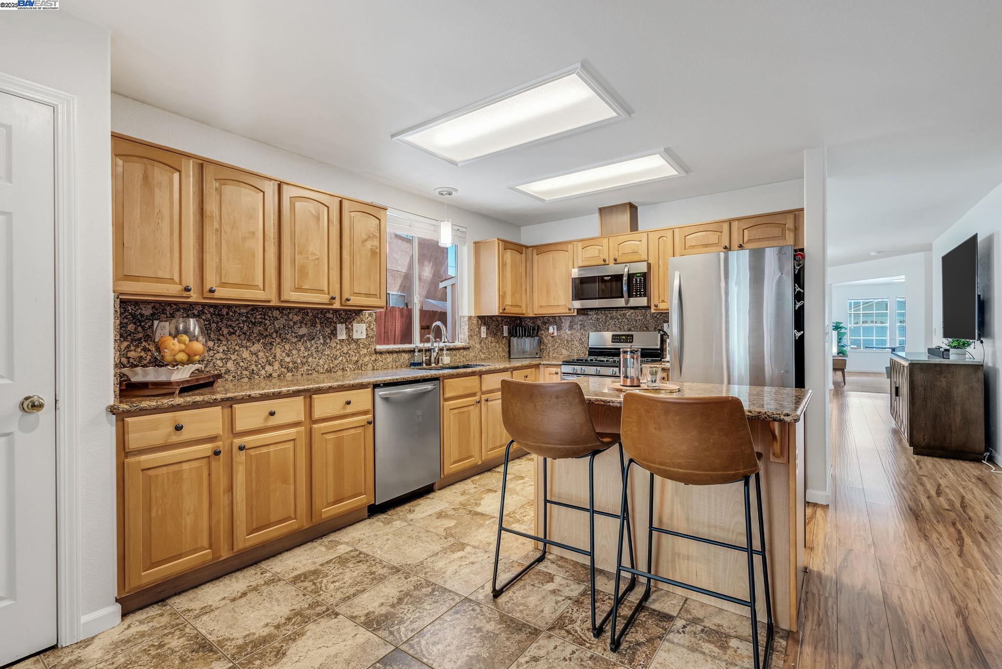 Detail Gallery Image 18 of 57 For 349 Cose Ln, Tracy,  CA 95377 - 4 Beds | 2 Baths