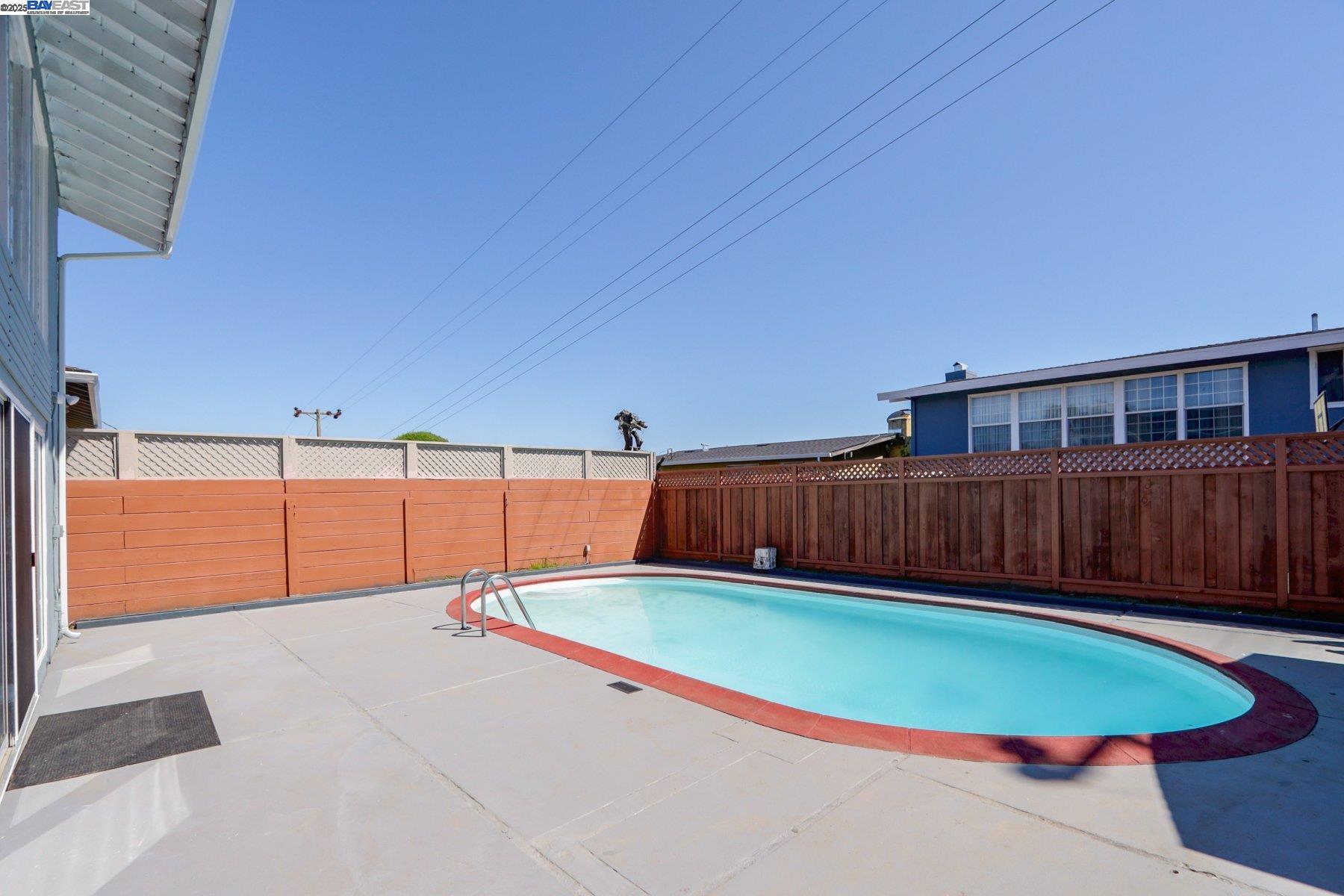 Detail Gallery Image 30 of 37 For 2575 Bantry Lane, South San Francisco,  CA 94080 - 4 Beds | 3 Baths