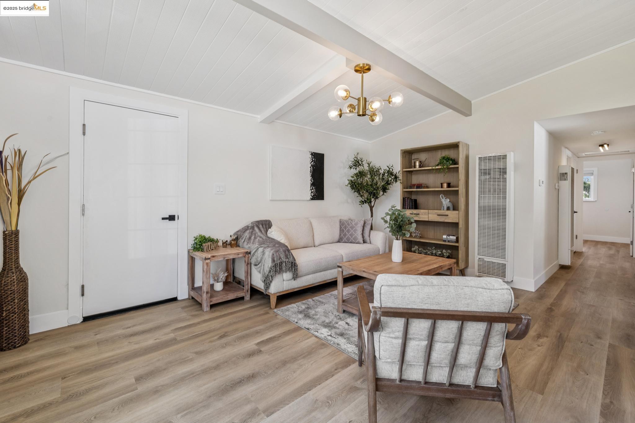 Detail Gallery Image 10 of 41 For 1521 June Ave, San Jose,  CA 95122 - 3 Beds | 1 Baths