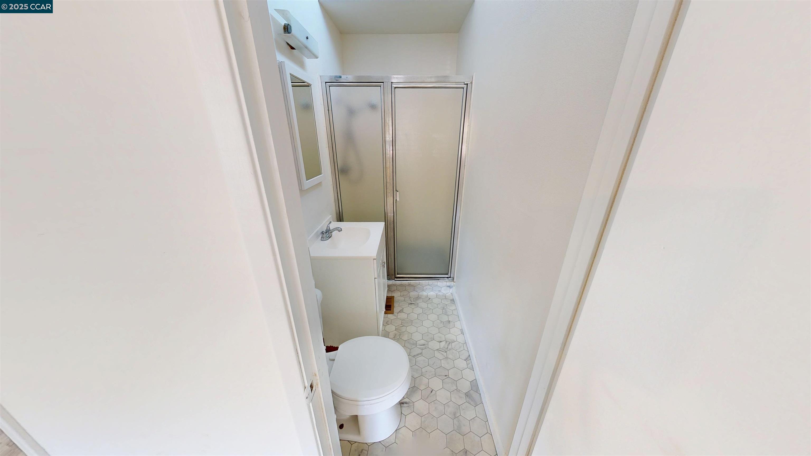 Detail Gallery Image 13 of 22 For 2719 Bush Ave, Richmond,  CA 94806 - 3 Beds | 2 Baths